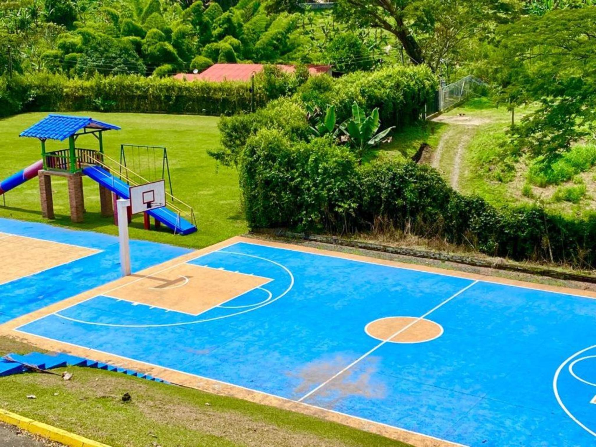 Instalaciones Recreativas Hotel Villa Mónaco