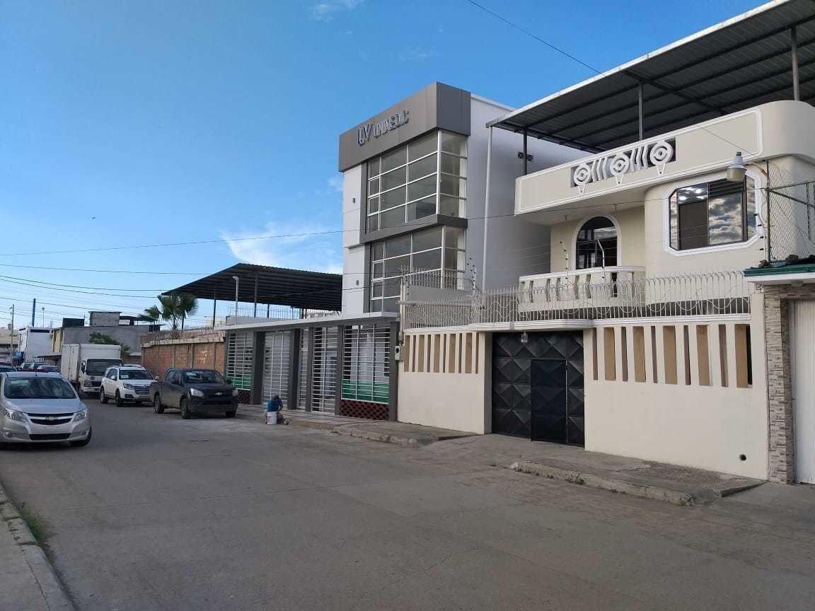 Vista Exterior Tu Casa en Manta
