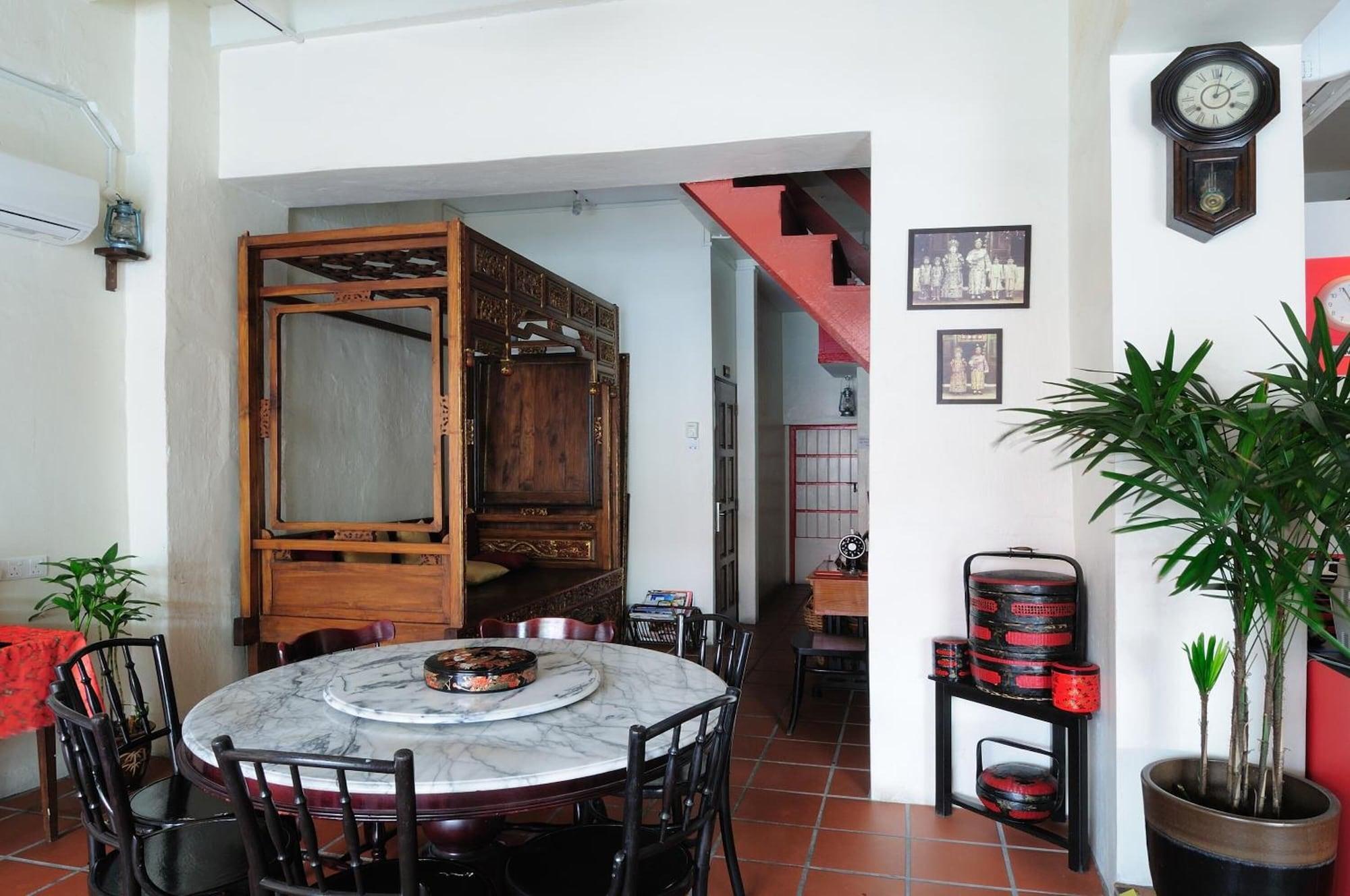 Restaurant Red Inn Court - Hostel