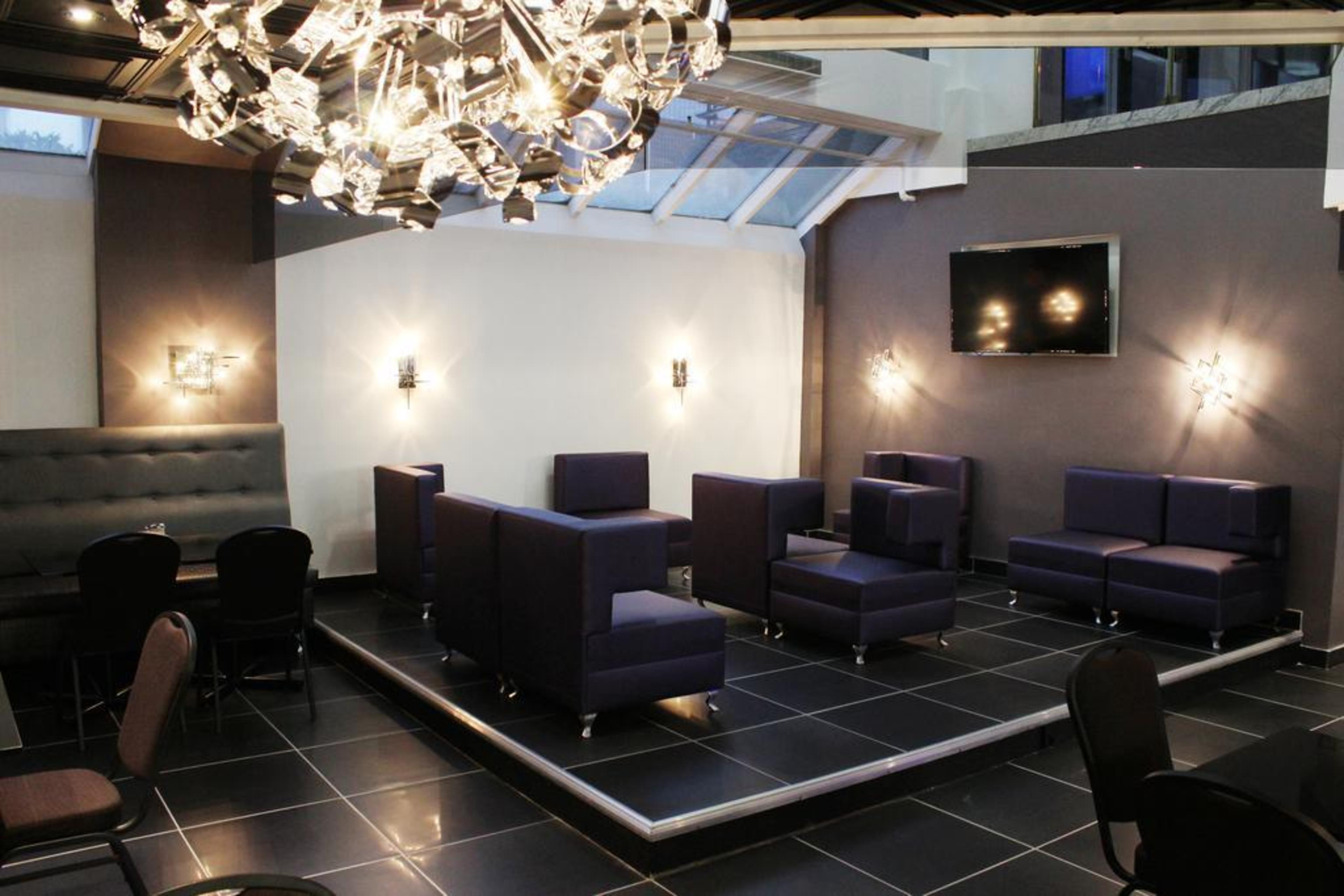 Vista Lobby LELUX Hotel