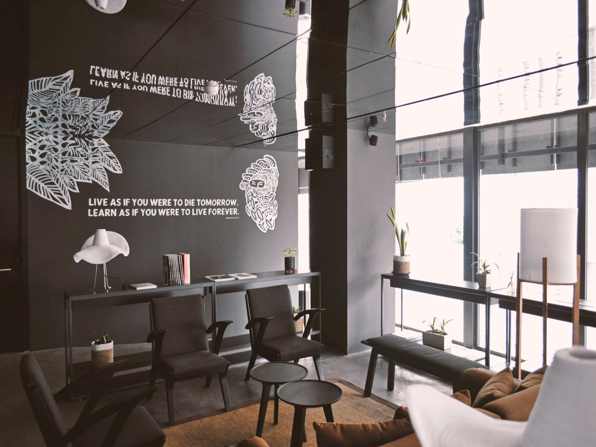 Vista Lobby ARTOTEL Gajahmada Semarang