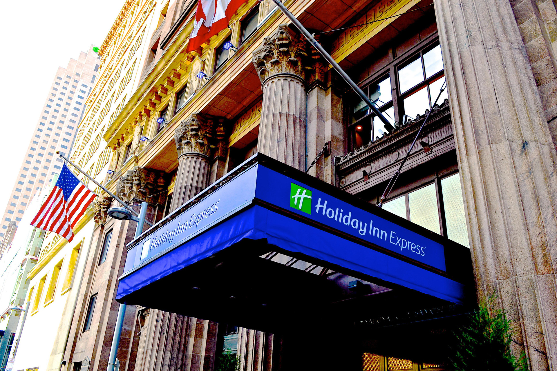 Vista Exterior Holiday Inn Express Cleveland Downtown by IHG