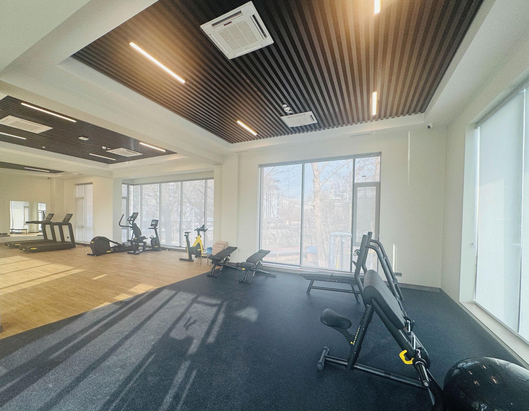 Gimnasio Ramada Plaza by Wyndham Tashkent