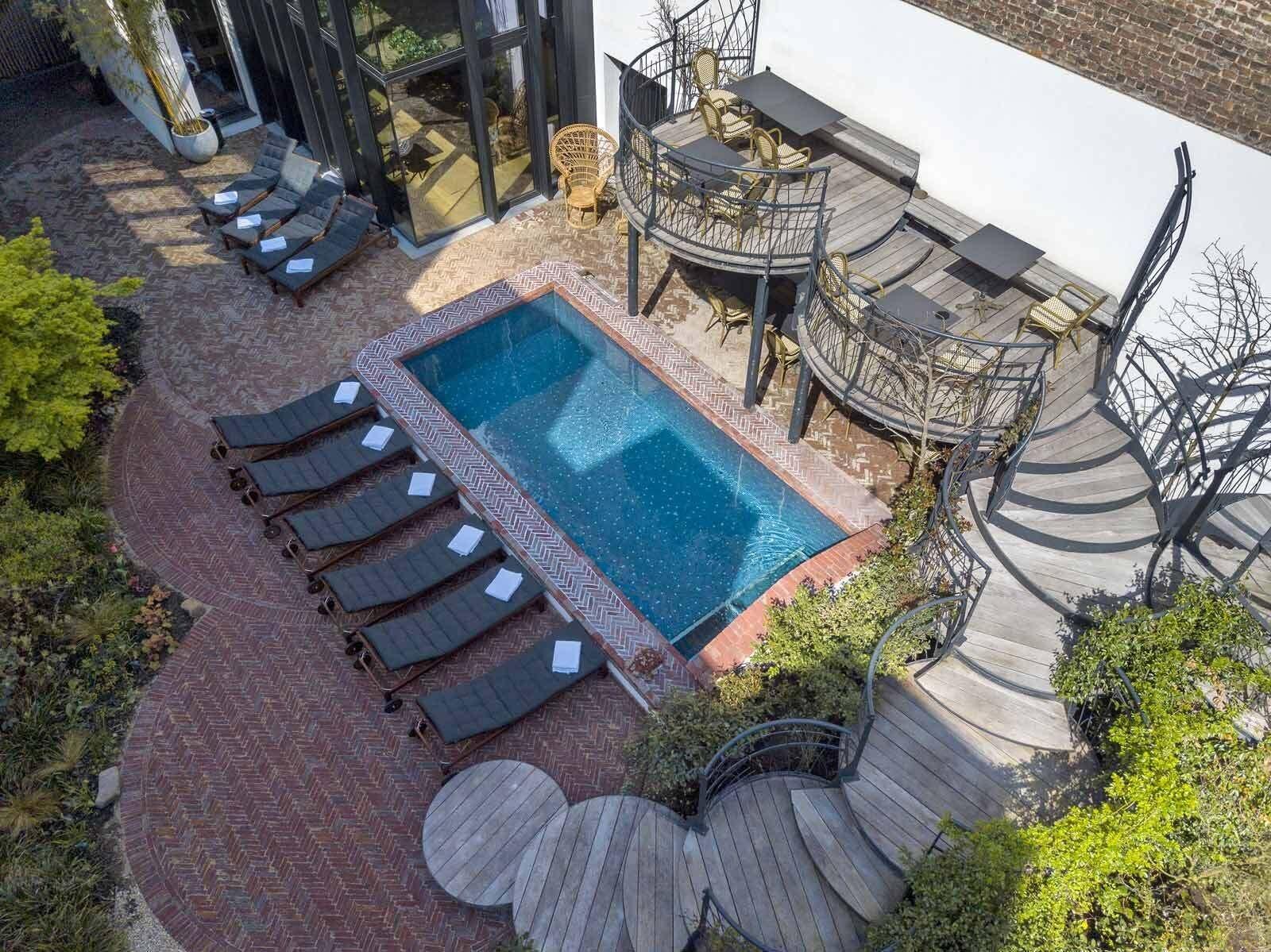 Vista Piscina Latroupe Hotel Jardin Secret