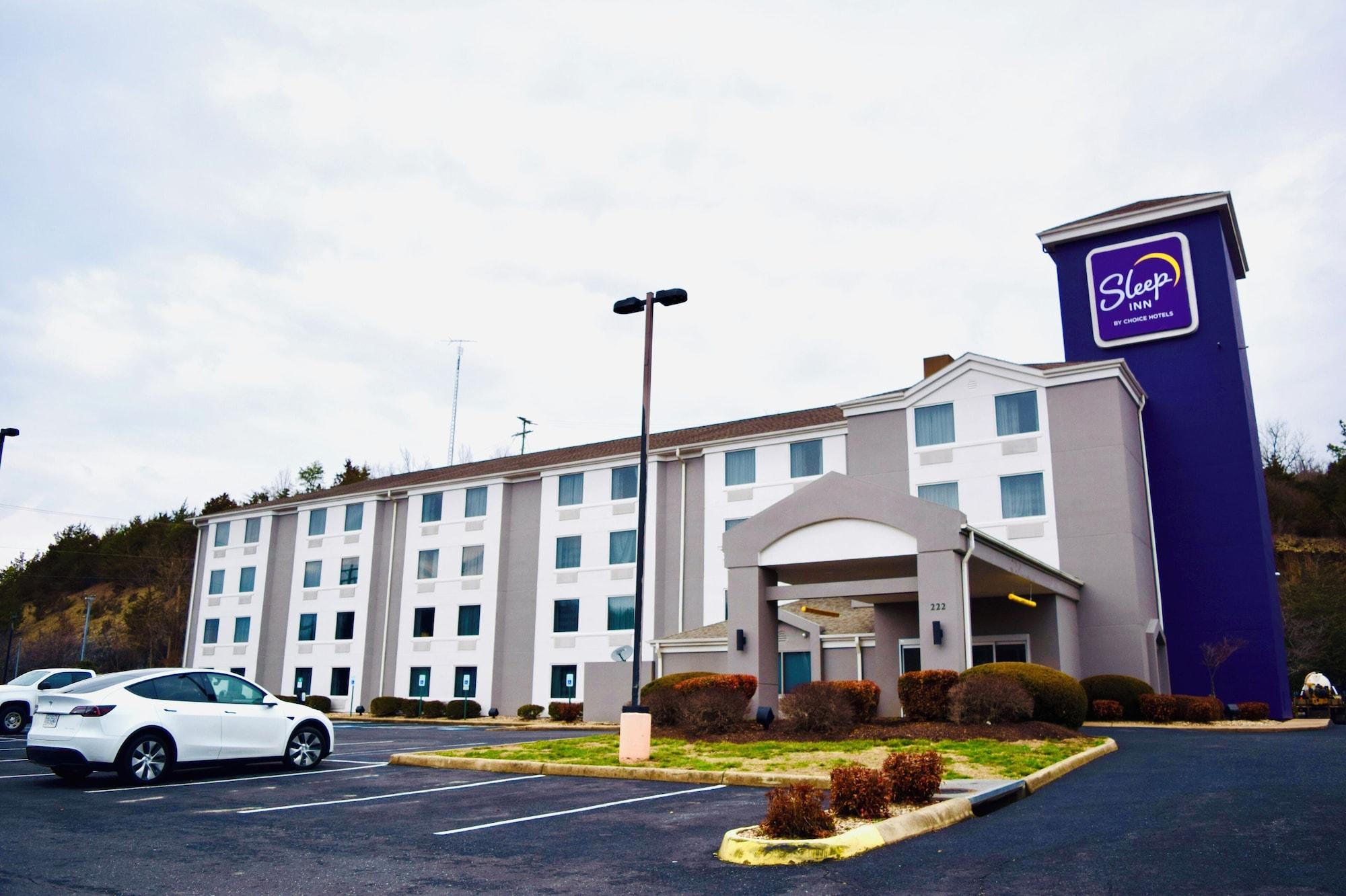 Vista Exterior Sleep Inn Staunton