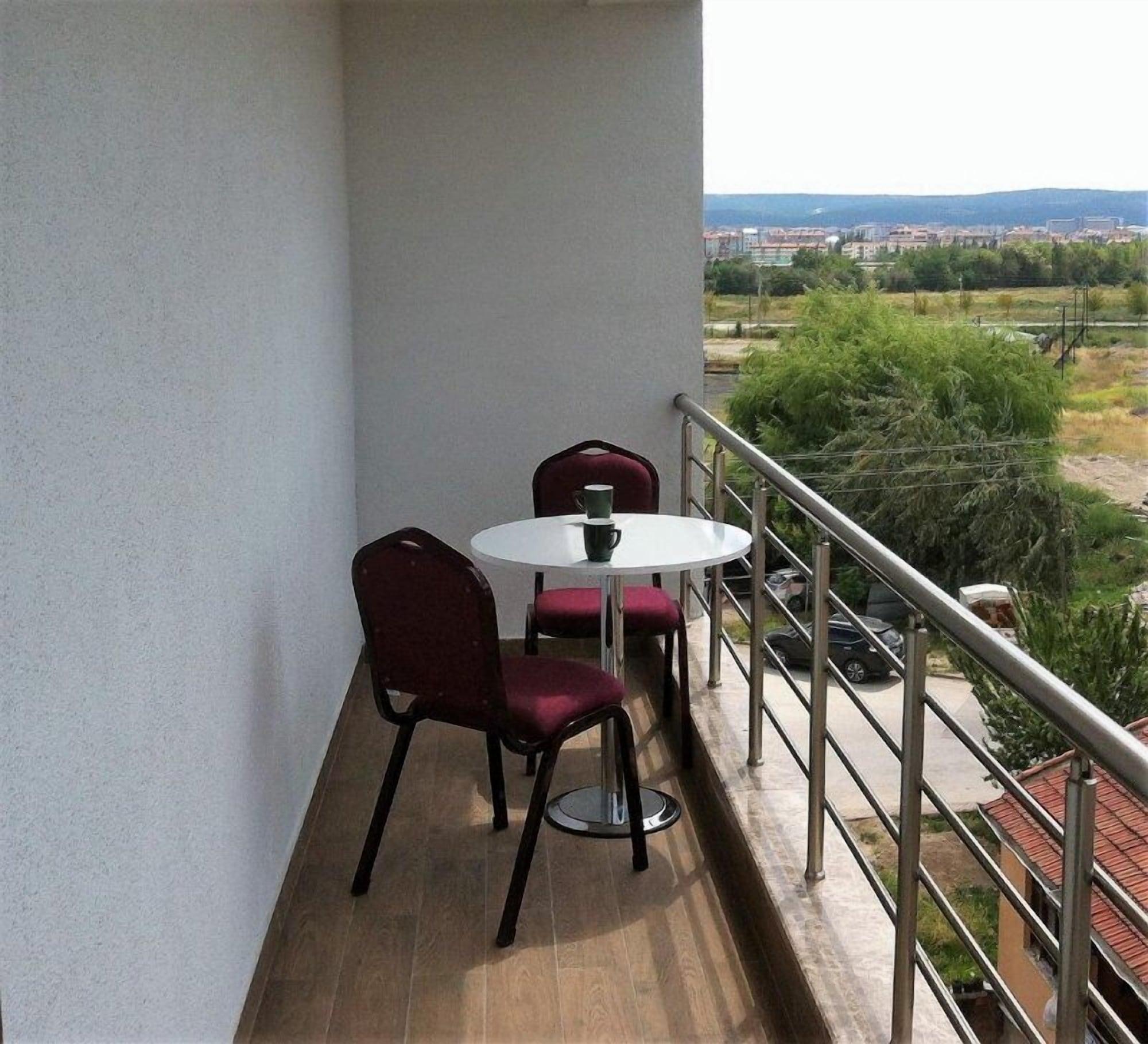 Equipamiento de Habitación Bayrambey Otel