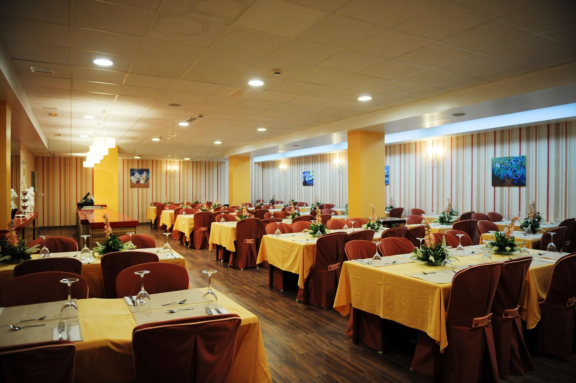 Restaurant Hotel Monterrey Costa