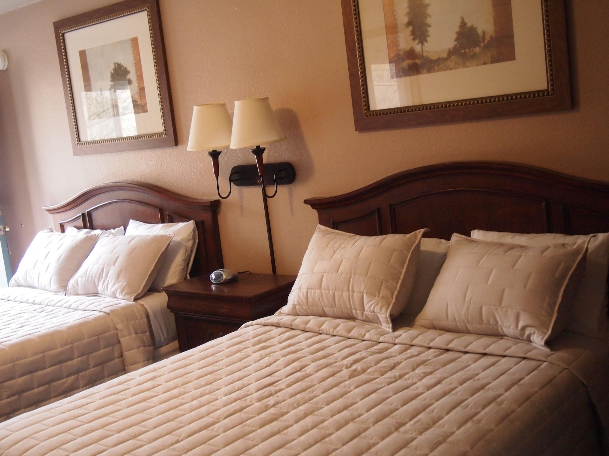 Varios Eagle Motel