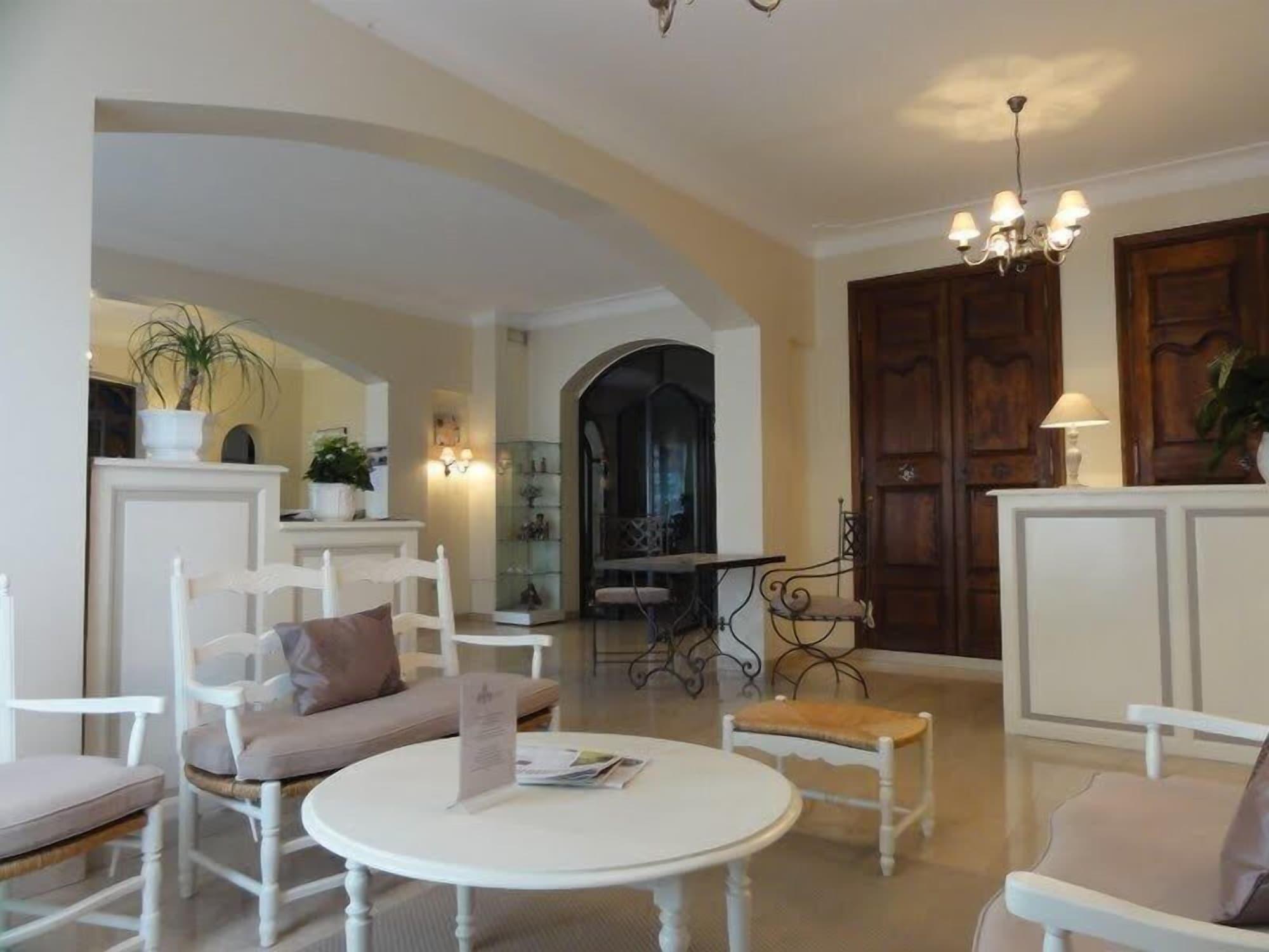 Vista Lobby Hôtel les Echevins