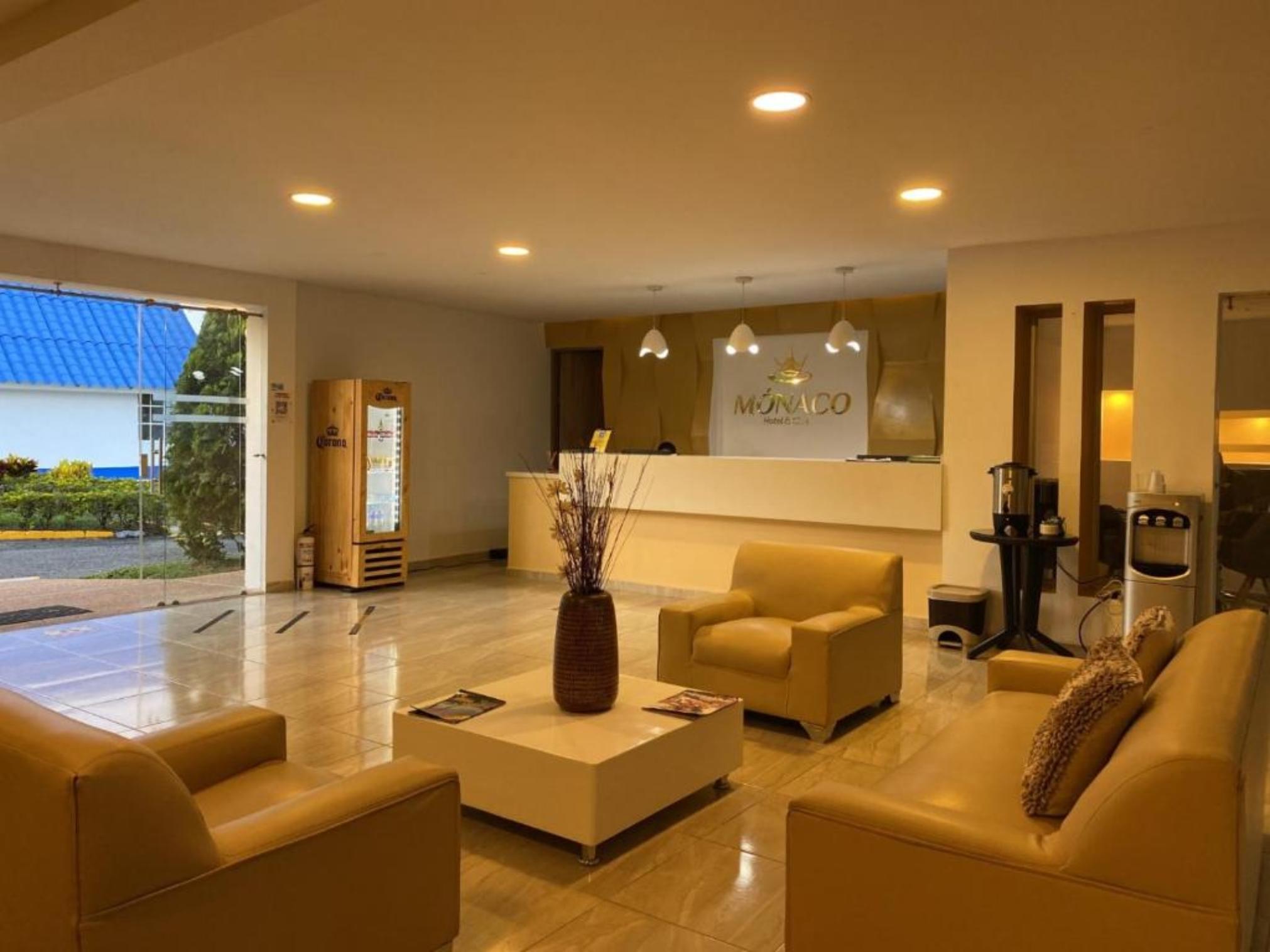 Vista Interior Hotel Villa Mónaco