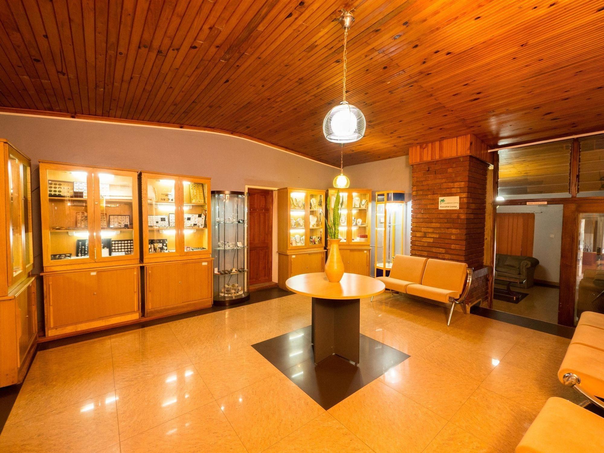 Vista Lobby Palmwood Lodge