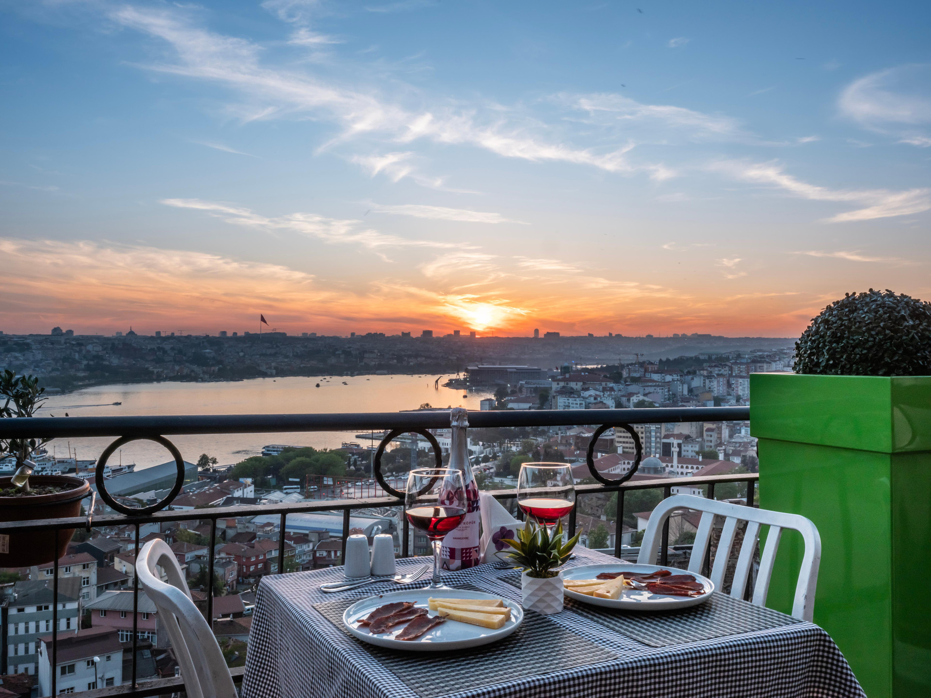 Vista Exterior Taksim Terrapia Hotel