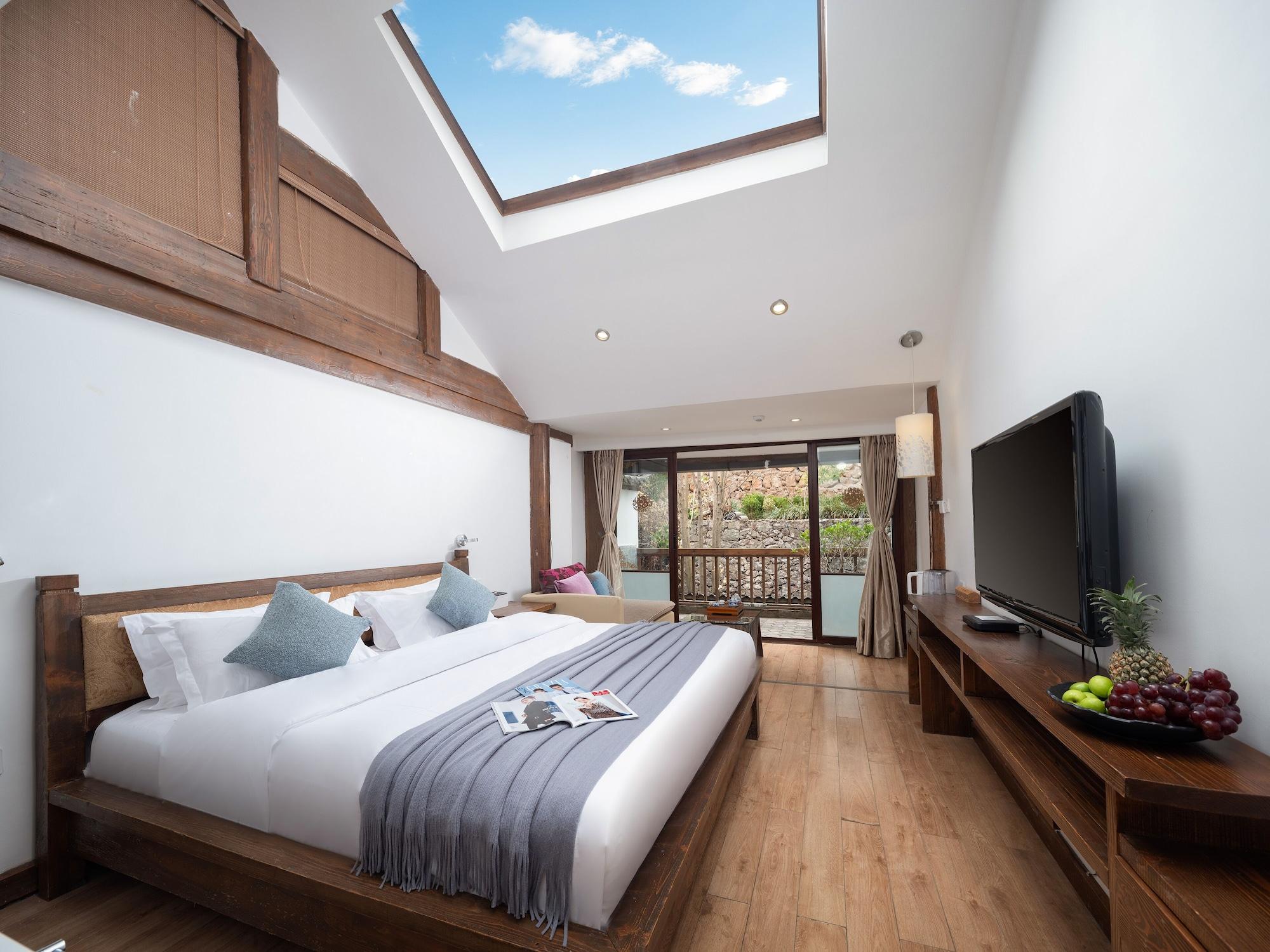 Varios Merry Inn Lijiang