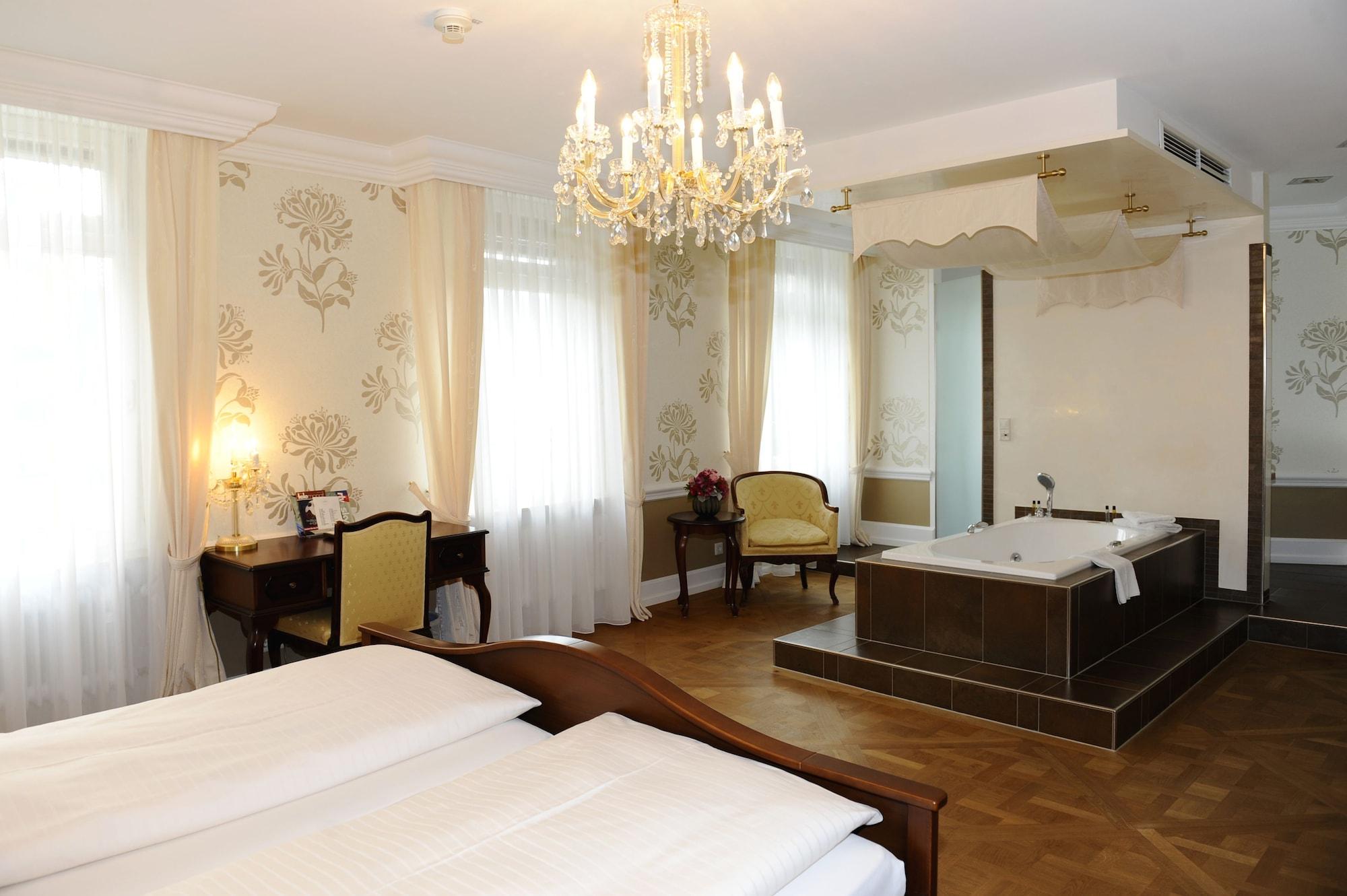 Habitación HELIOPARK Bad Hotel zum Hirsch