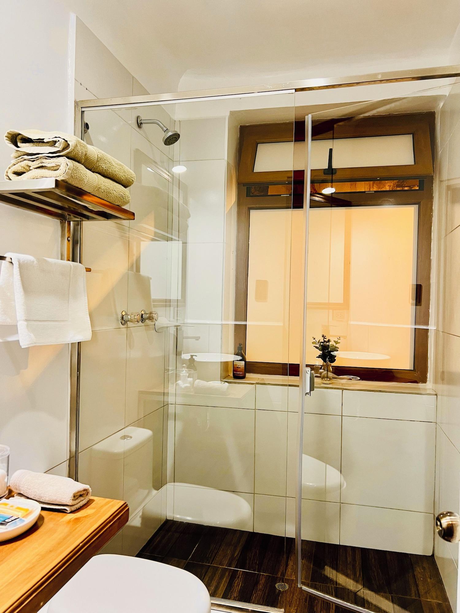 Equipamiento de Habitación HOTEL MONTES CENTRAL