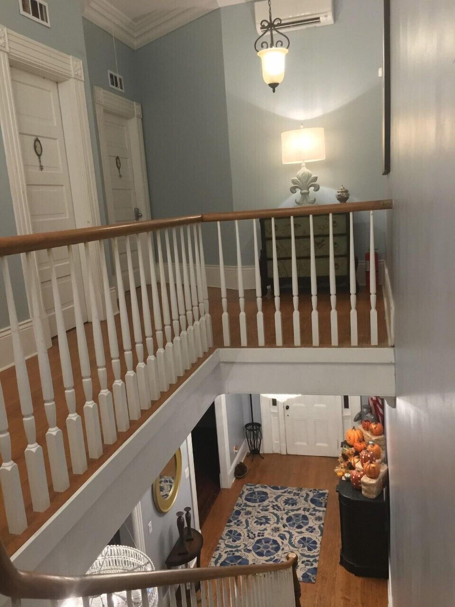 Varios WG Creole House 1850