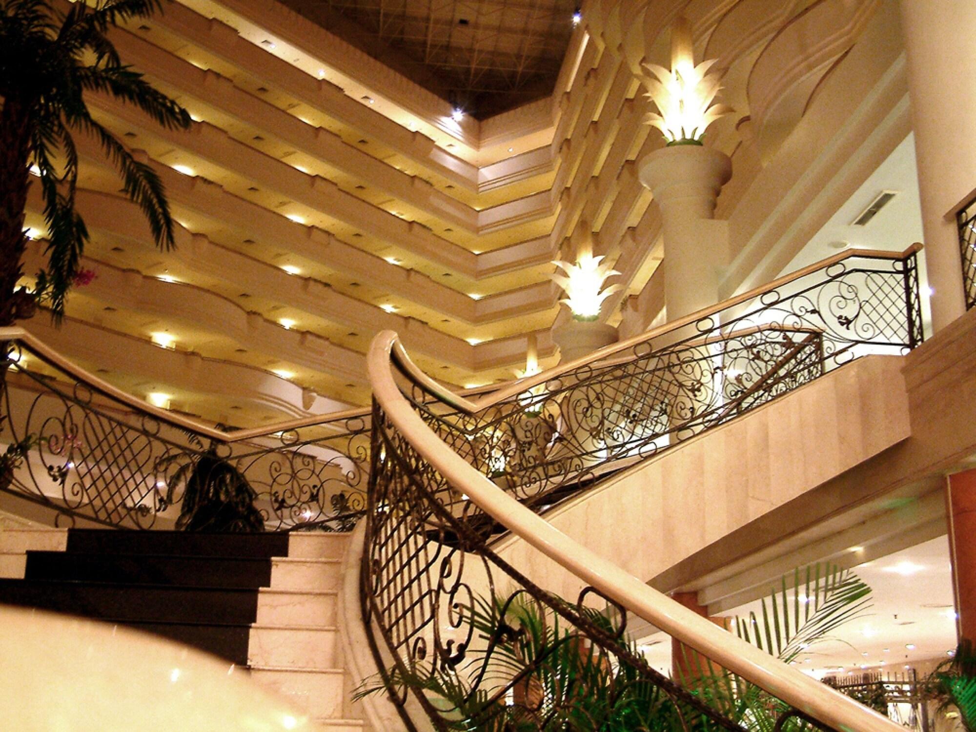 Vista Lobby Berjaya Waterfront Hotel