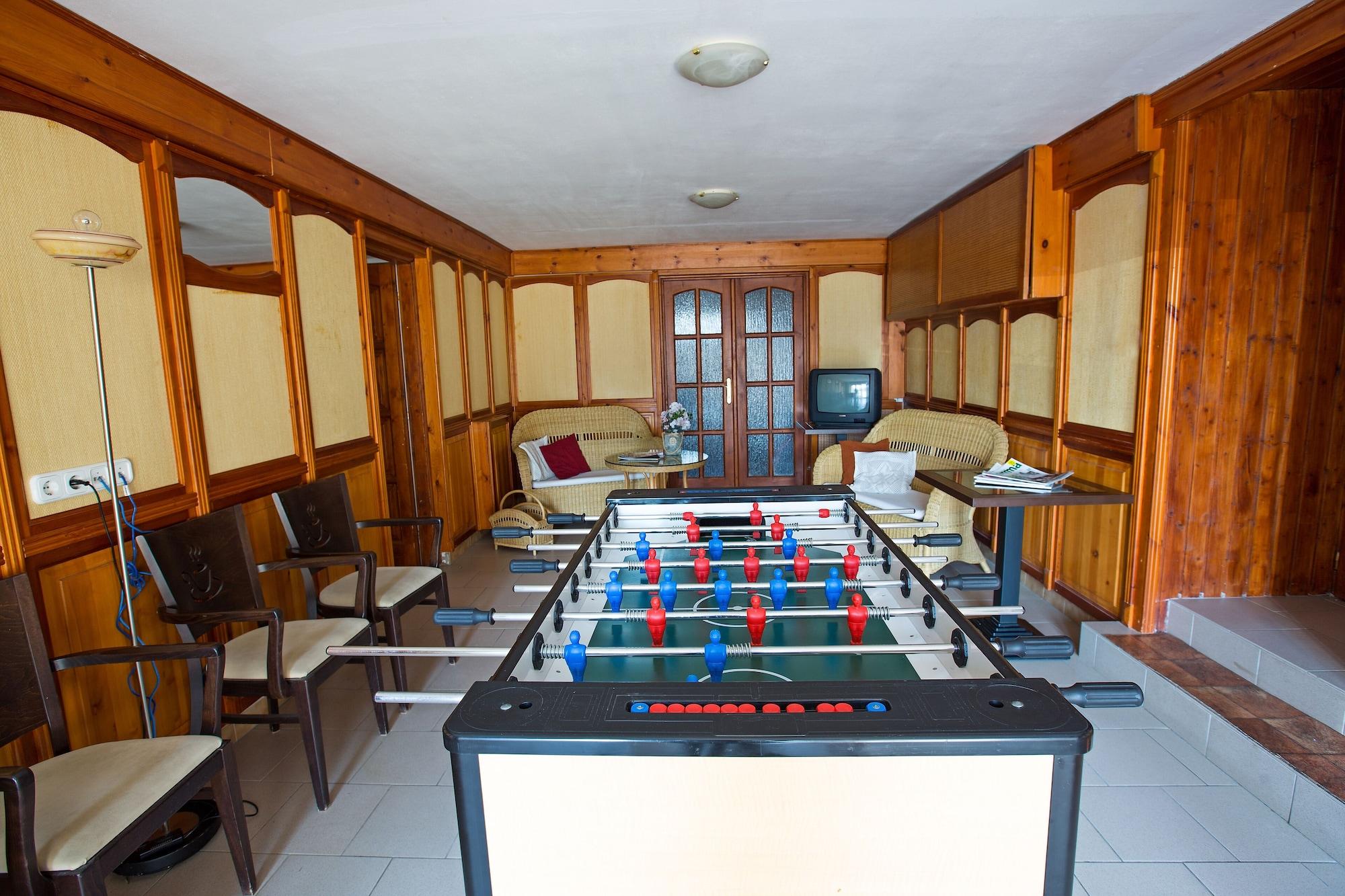 Instalaciones Recreativas Helios Hotel Pension
