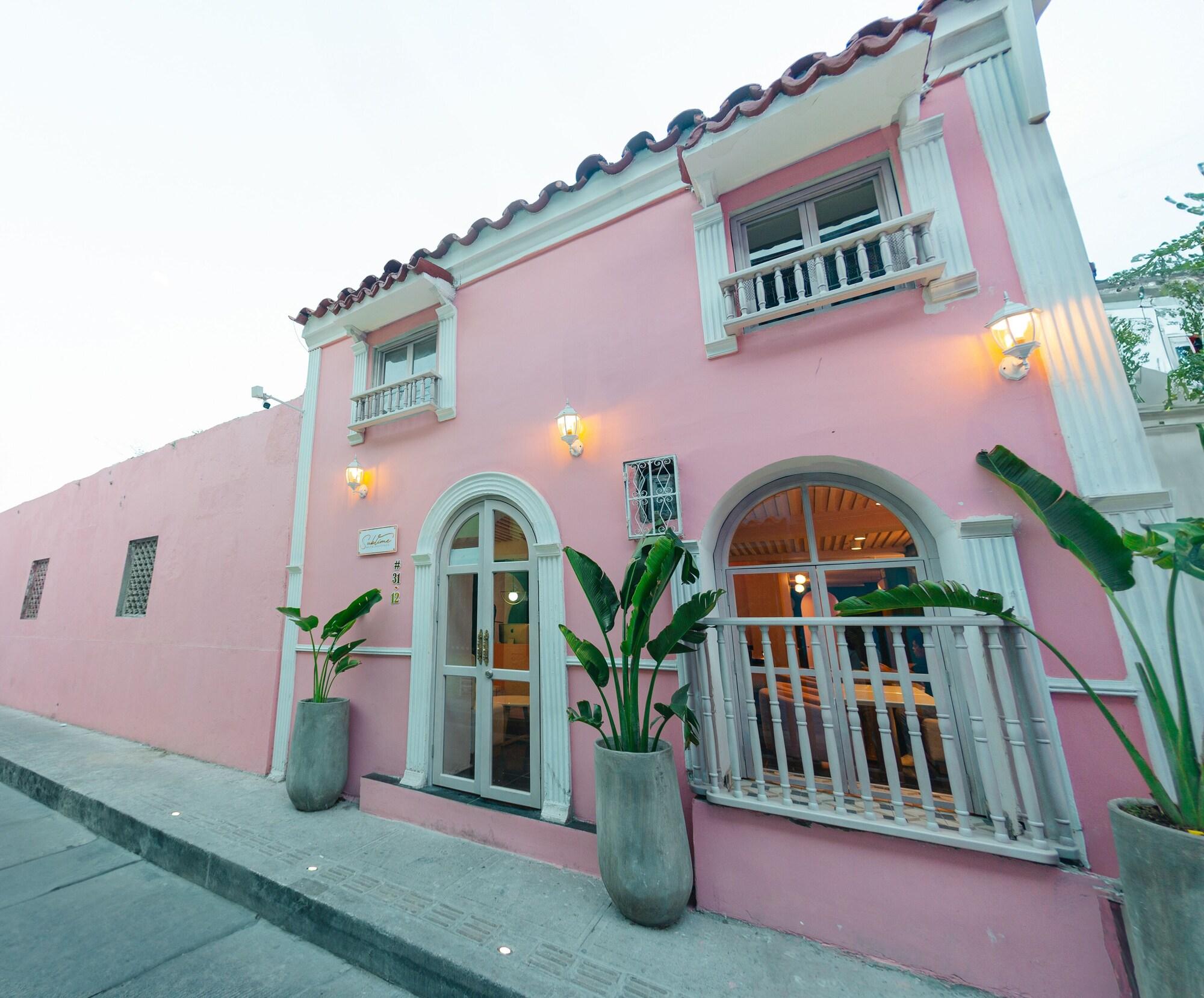 Vista Exterior Hotel Sublime