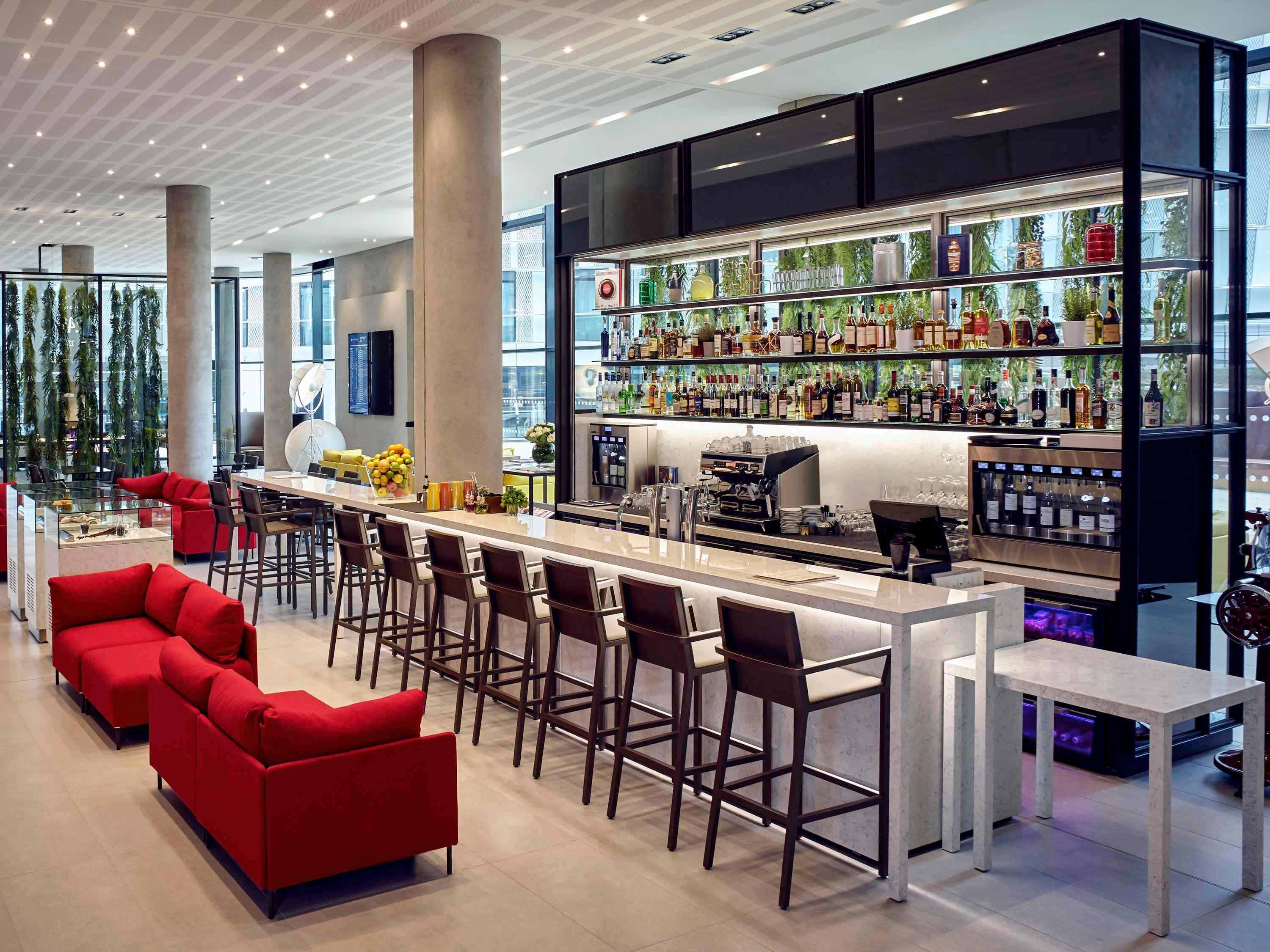 Bar/Salón Pullman Paris Roissy-CDG Airport