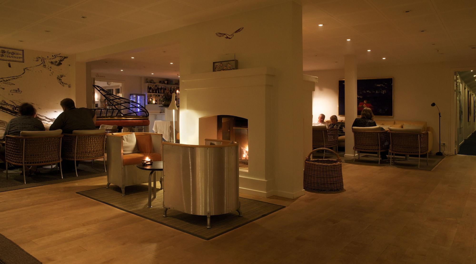 Vista Lobby Ruths Hotel