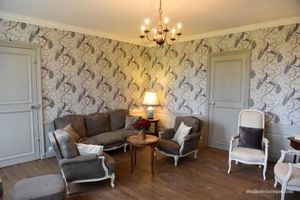 Alojamiento - Room at Domaine de la Briouse in a castle