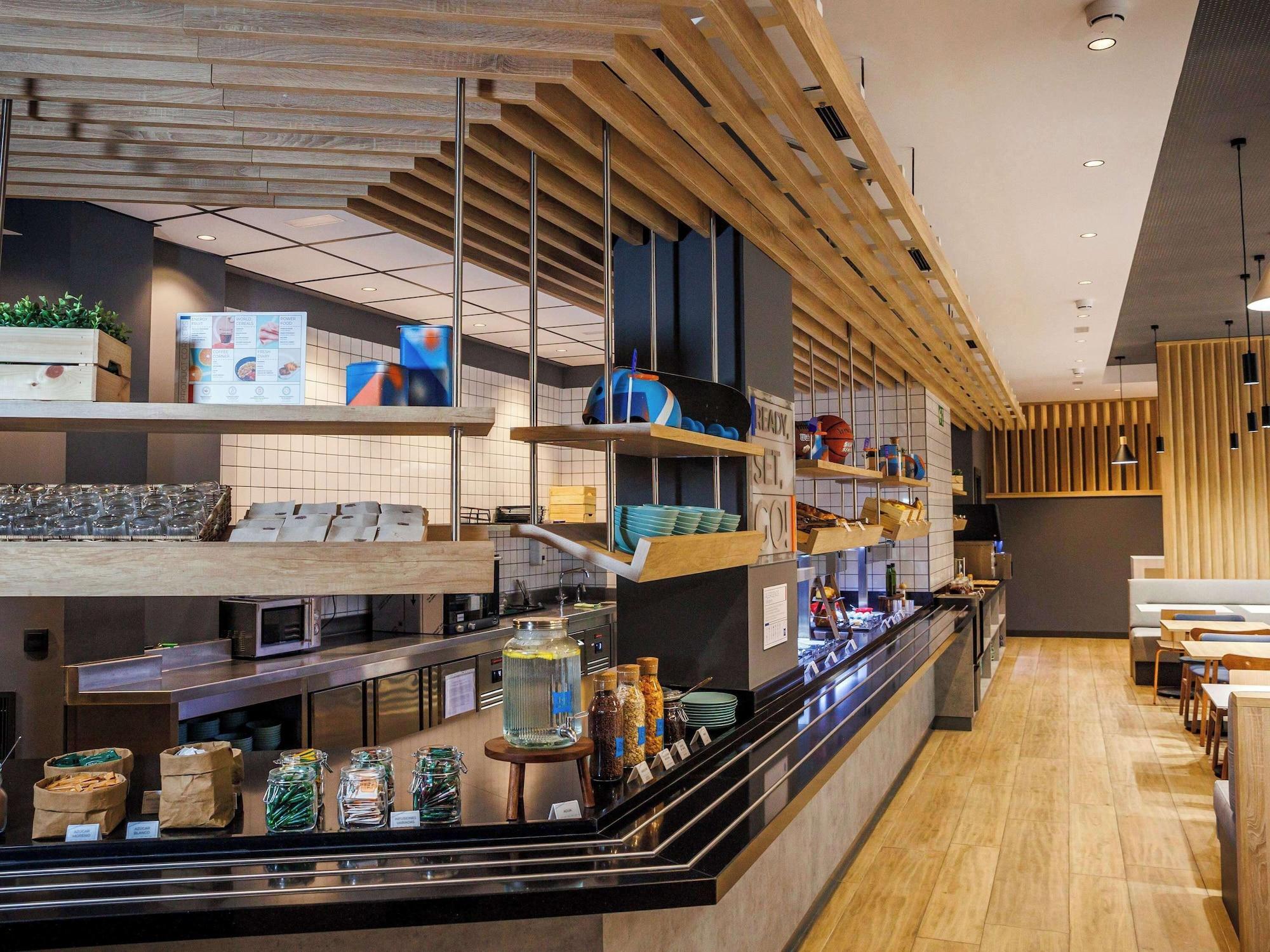 Restaurant ibis budget Logroño Centro