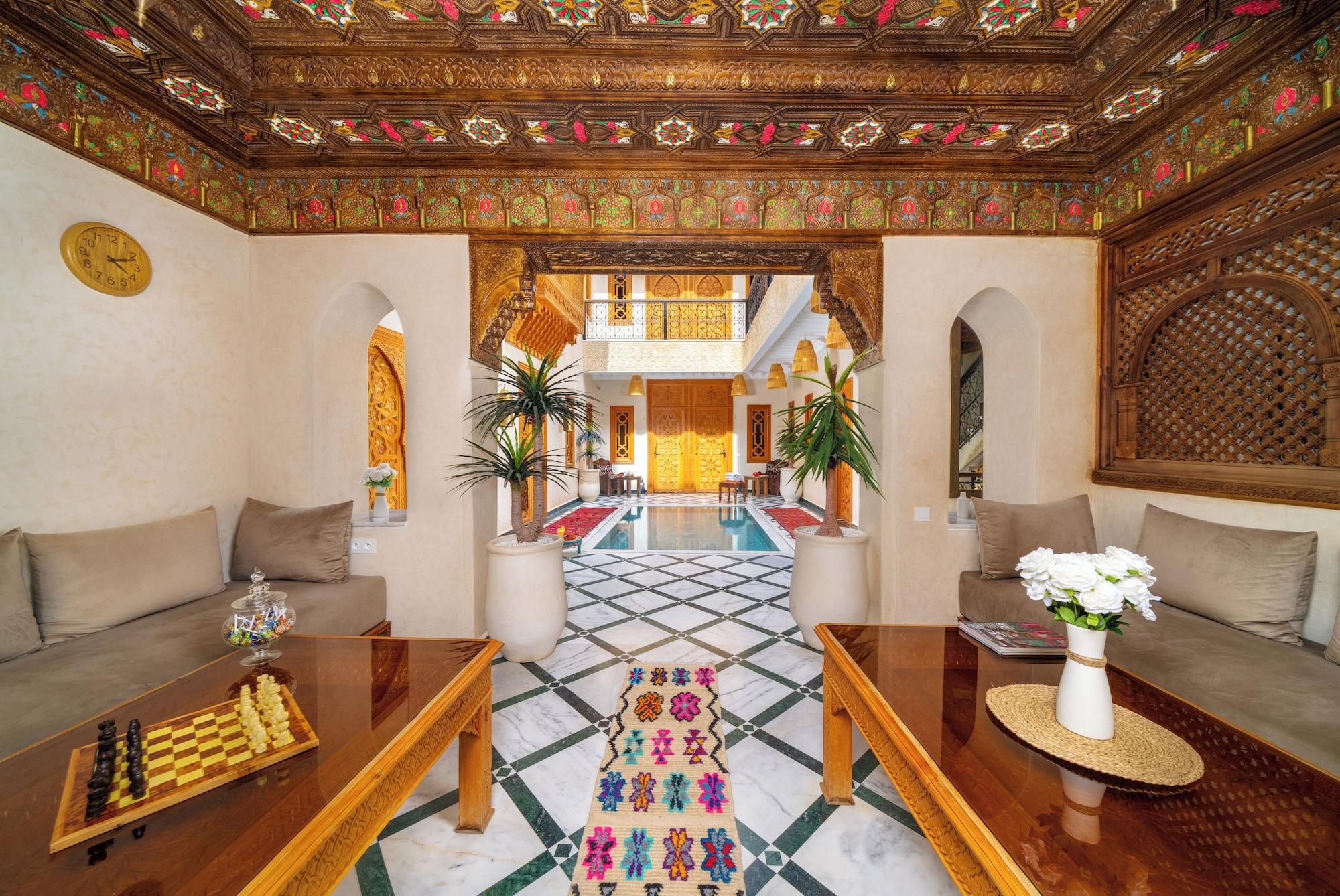 Vista Exterior Riad Nadalinn