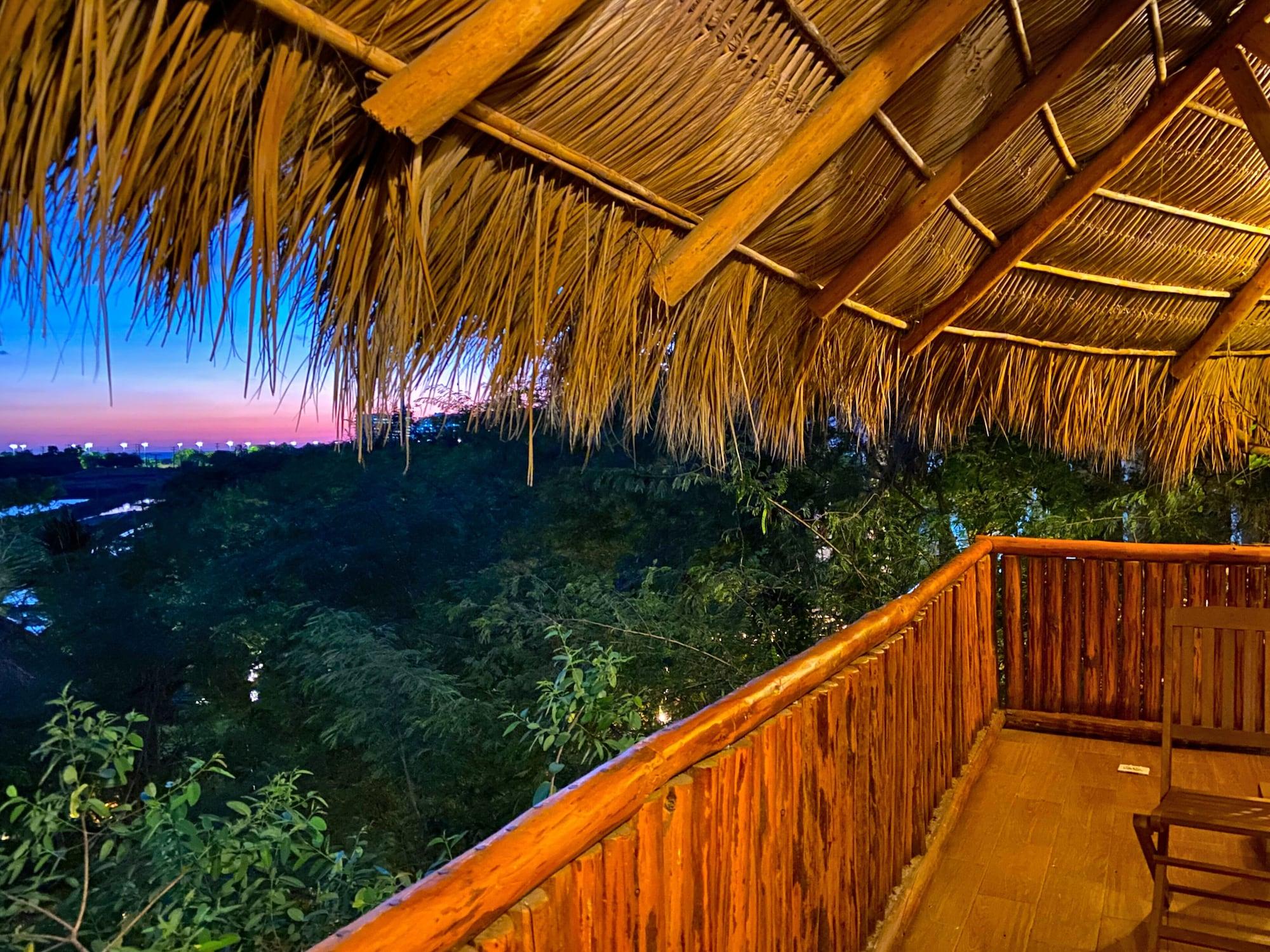 Playa Palm Valley Cabins