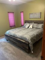 Alquiler Vacacional - SUNFLOWER CABIN- 3 Bedroom house located close to Deadwood on paved roads!