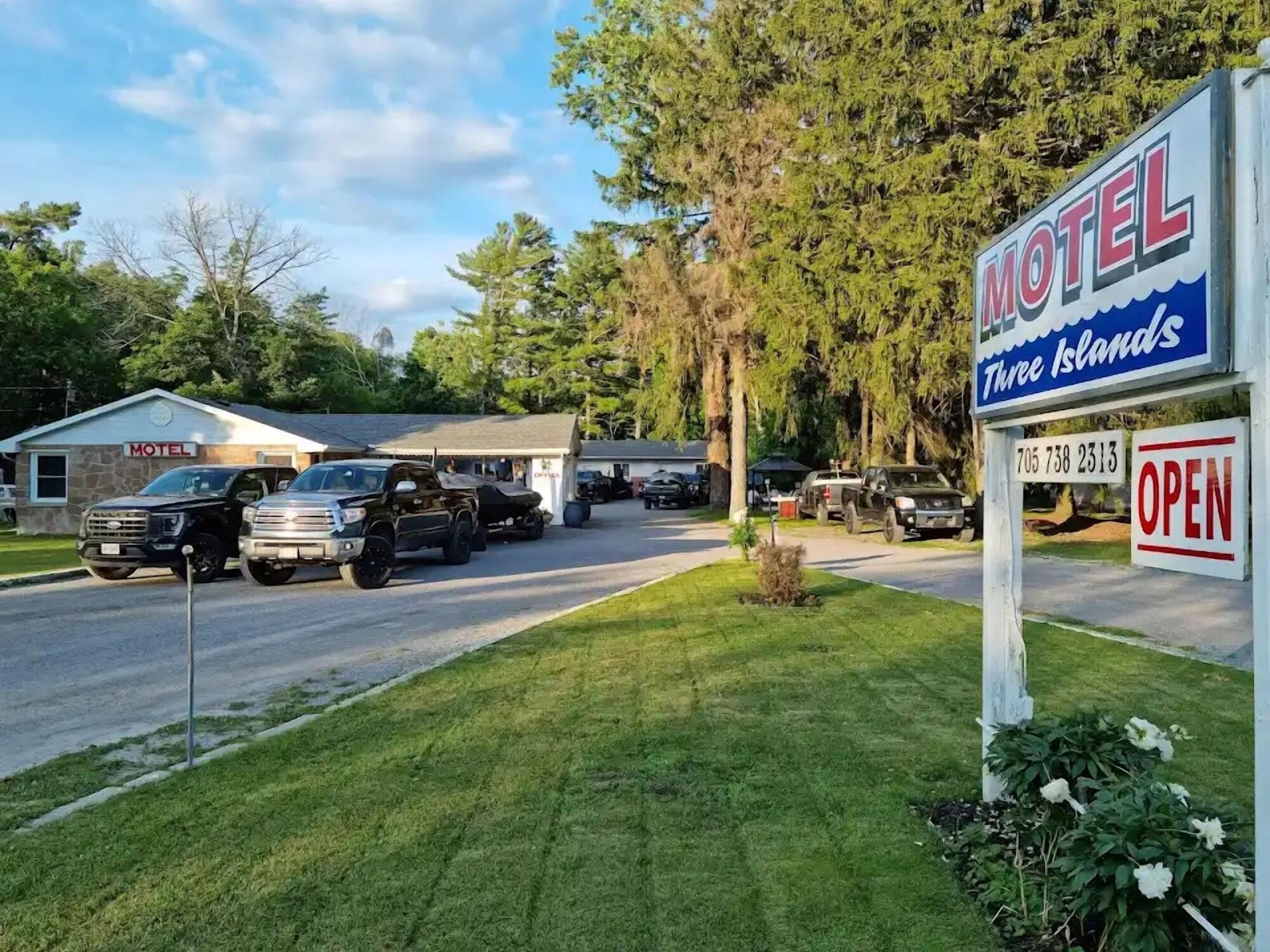 Vista Exterior Three Islands Motel