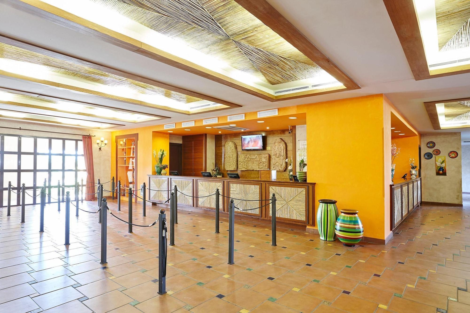 Vista Lobby PortAventura Hotel El Paso - Includes unlimited access to PortAventura Park & 1 access to Ferrari Land