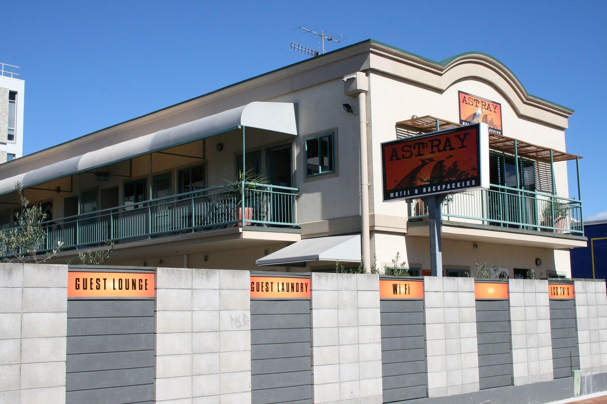 Varios Astray Motel