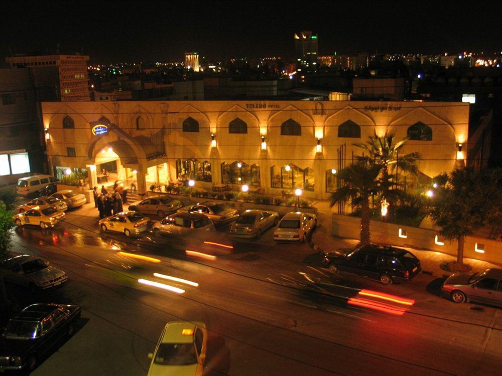 Vista Exterior Toledo Hotel