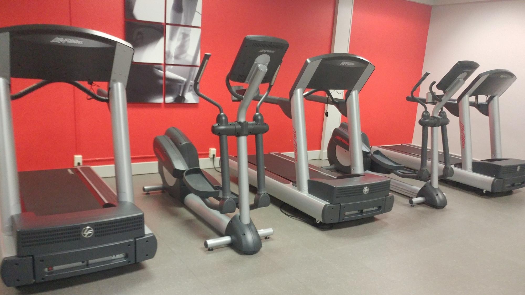 Gimnasio Radisson Hotel Louisville North