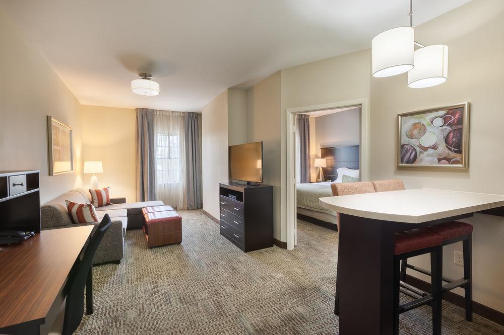 Guest room Staybridge Suites Houston I-10 West-beltway 8