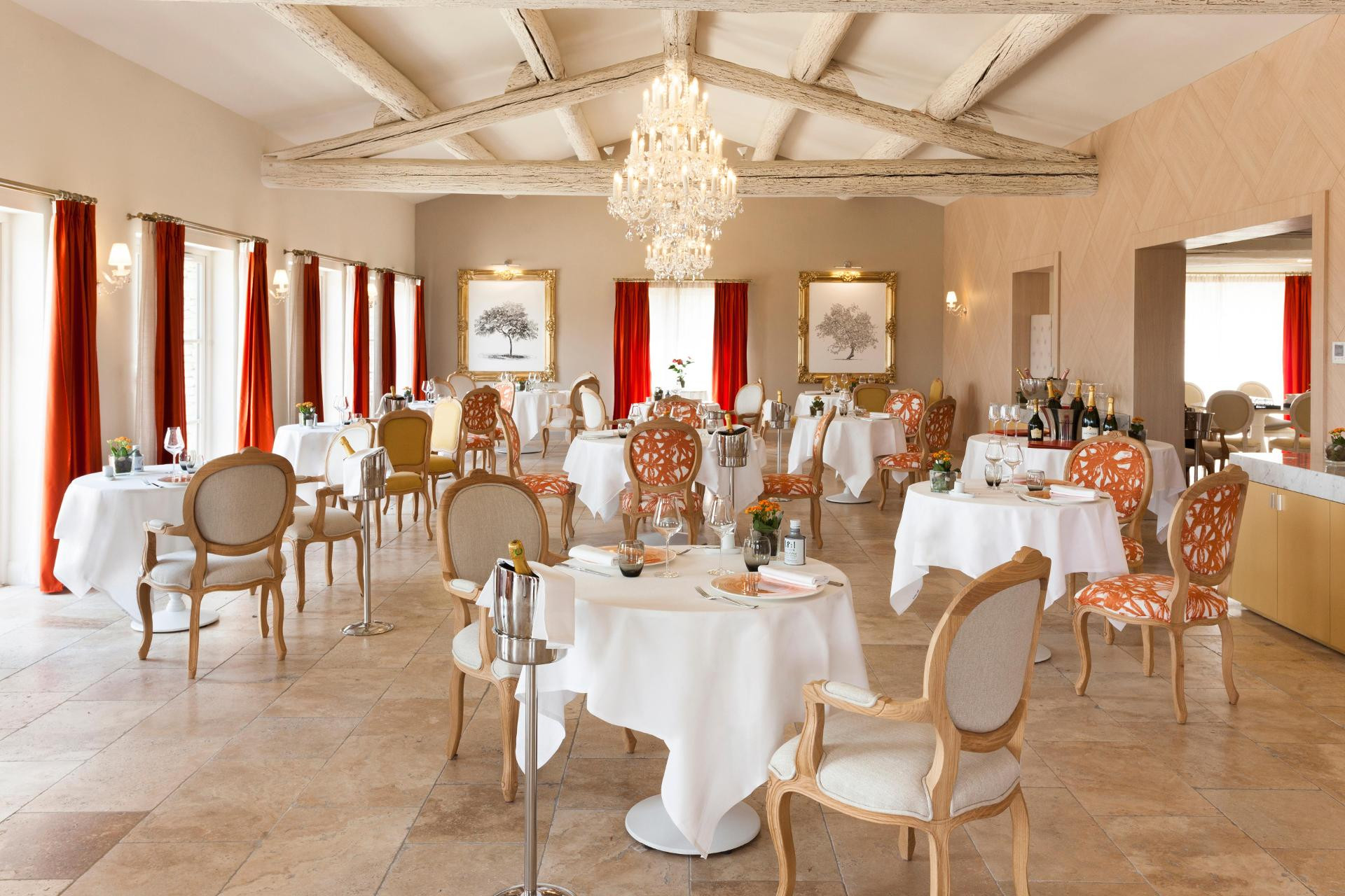 Restaurant Mas des Herbes Blanches Hotel & Spa