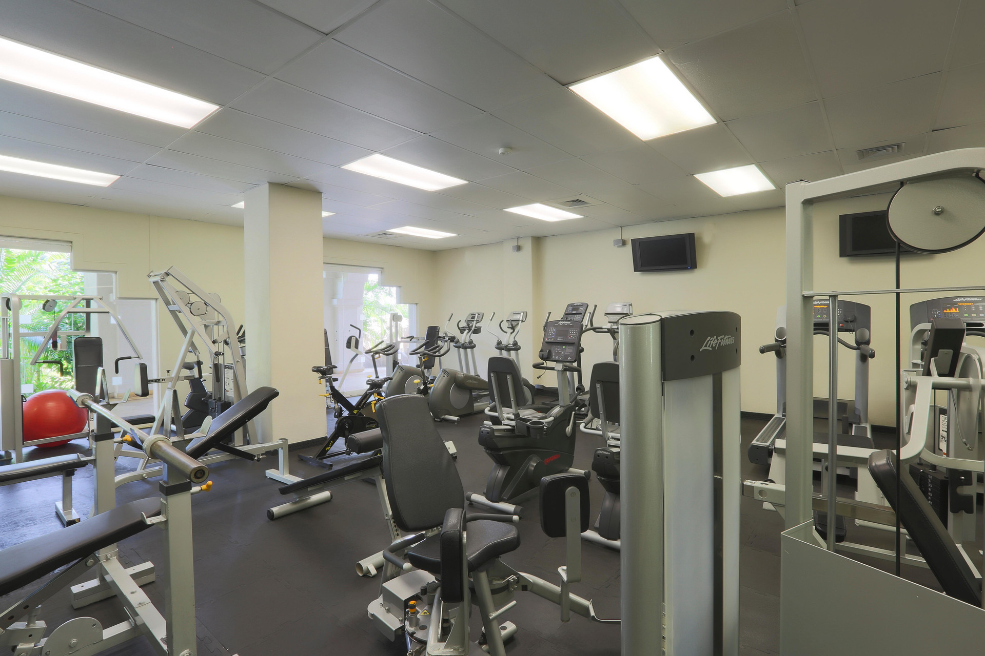Gimnasio Barceló Karmina