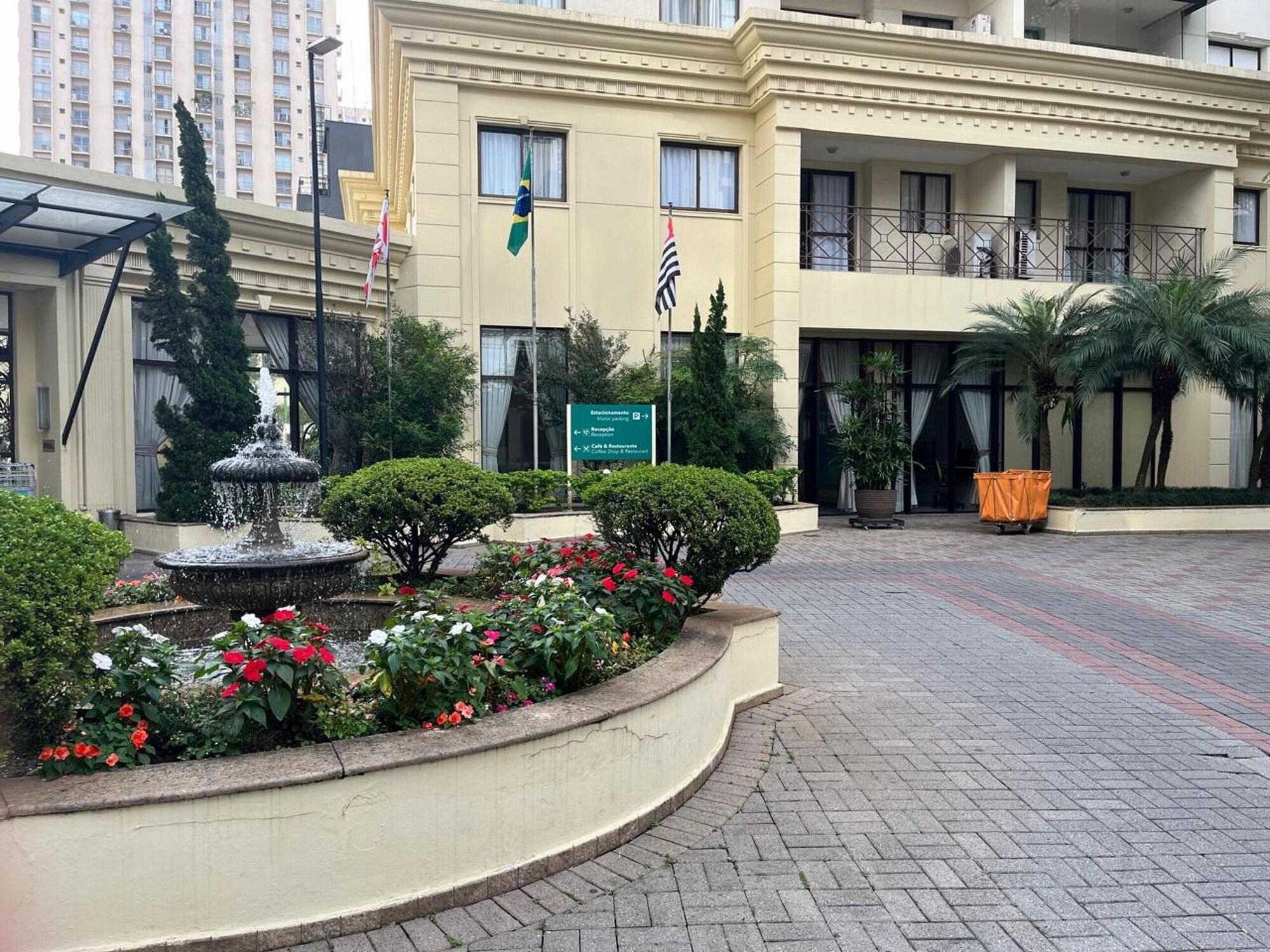 Vista Exterior Elegance Suites Alvorada