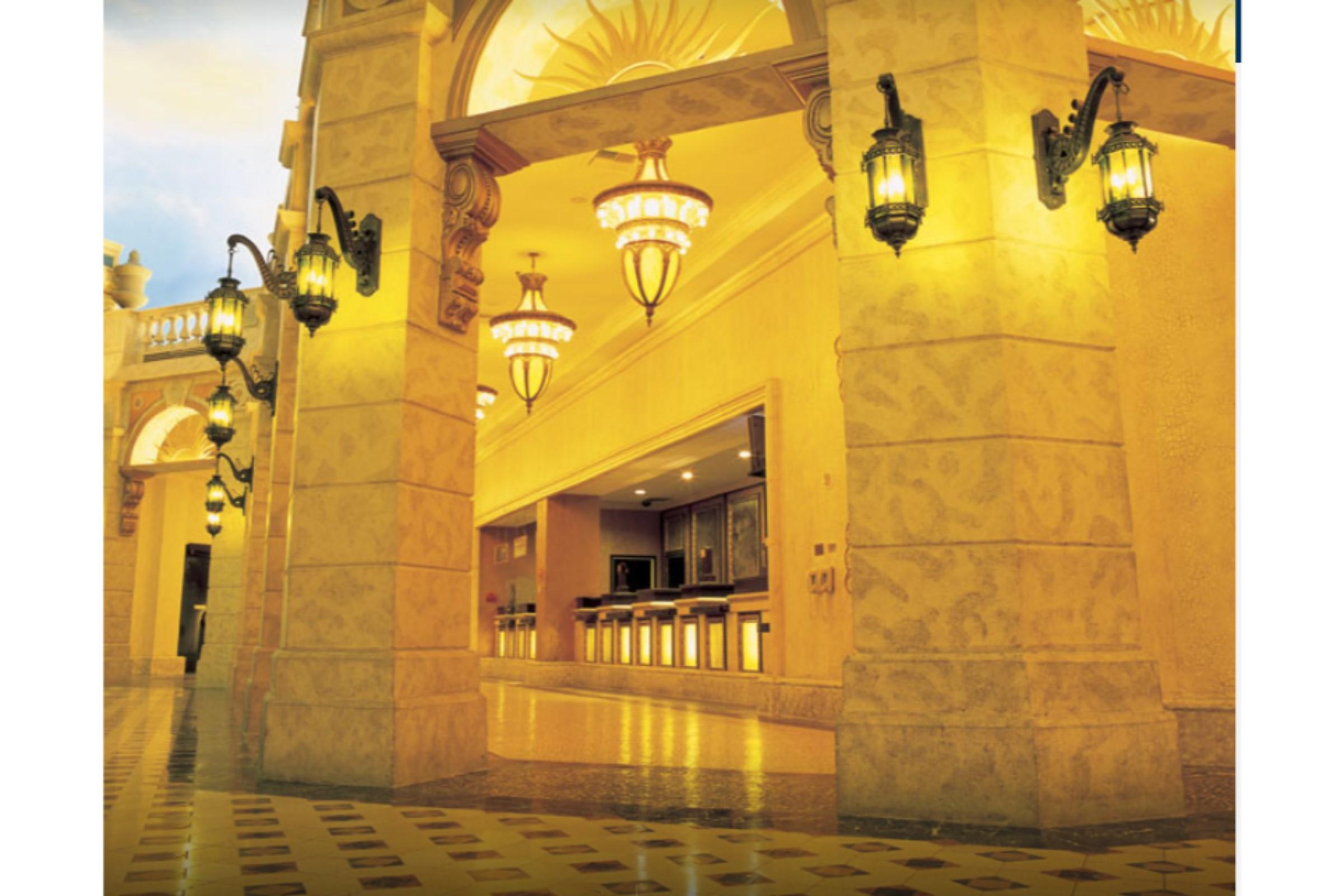 Vista Lobby Sunset Station Hotel & Casino