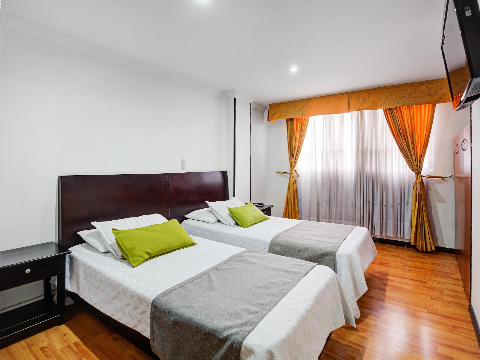 Hotel Hotel Ferrovial Corferías