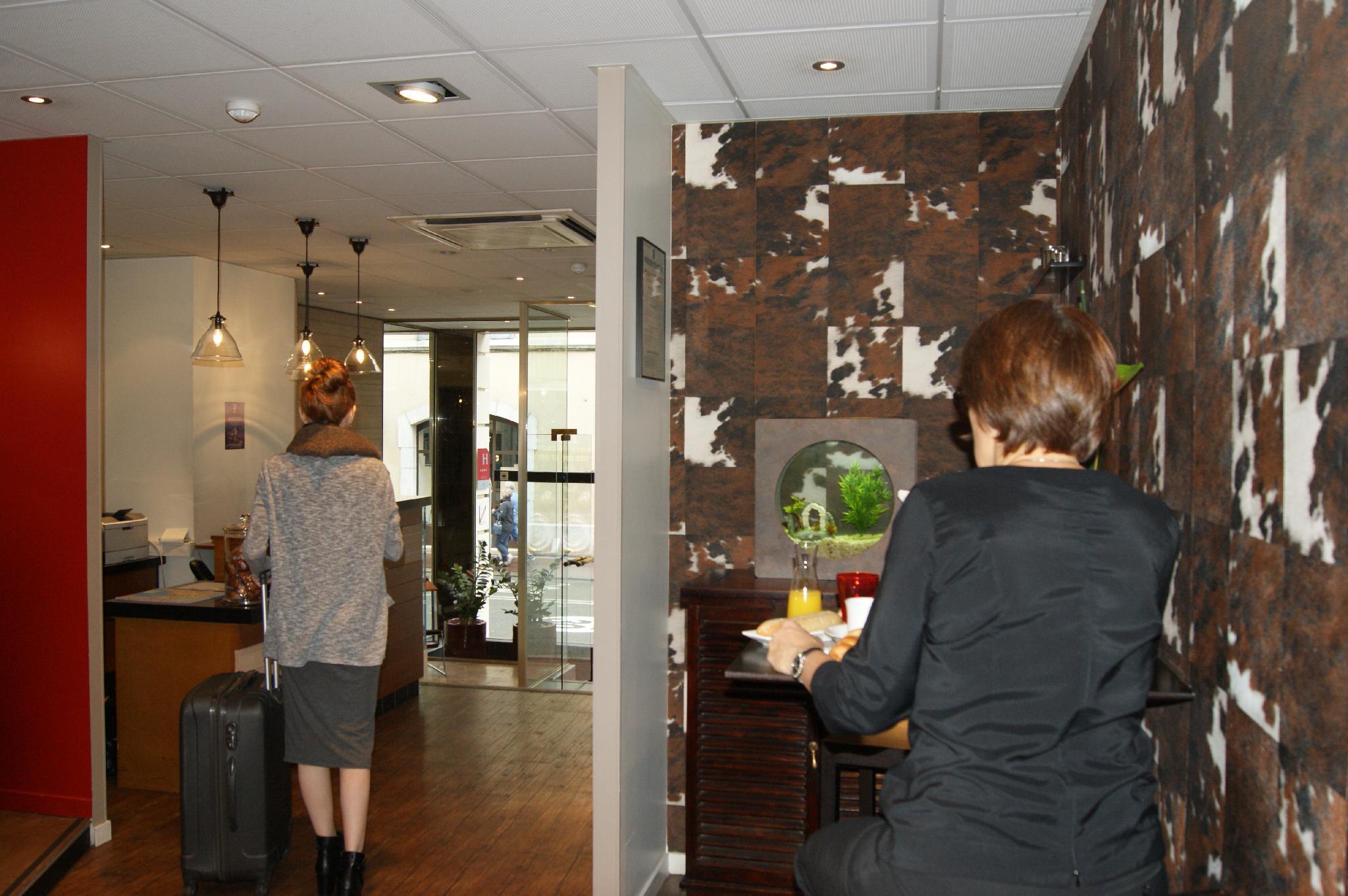 Vista Lobby Mercure Annecy Centre