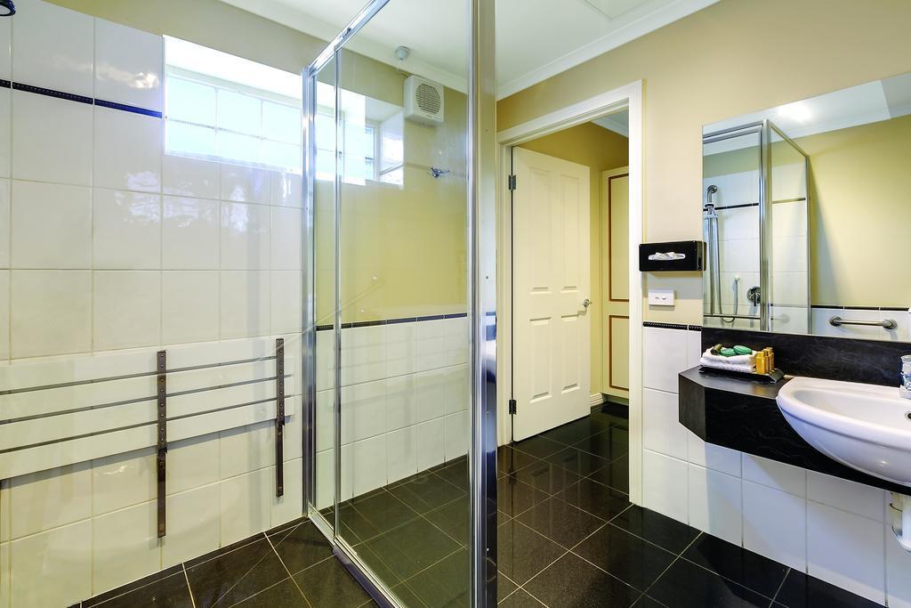 Restaurant Lake Inn Ballarat