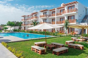 Alojamiento - HOTEL LA COLINA