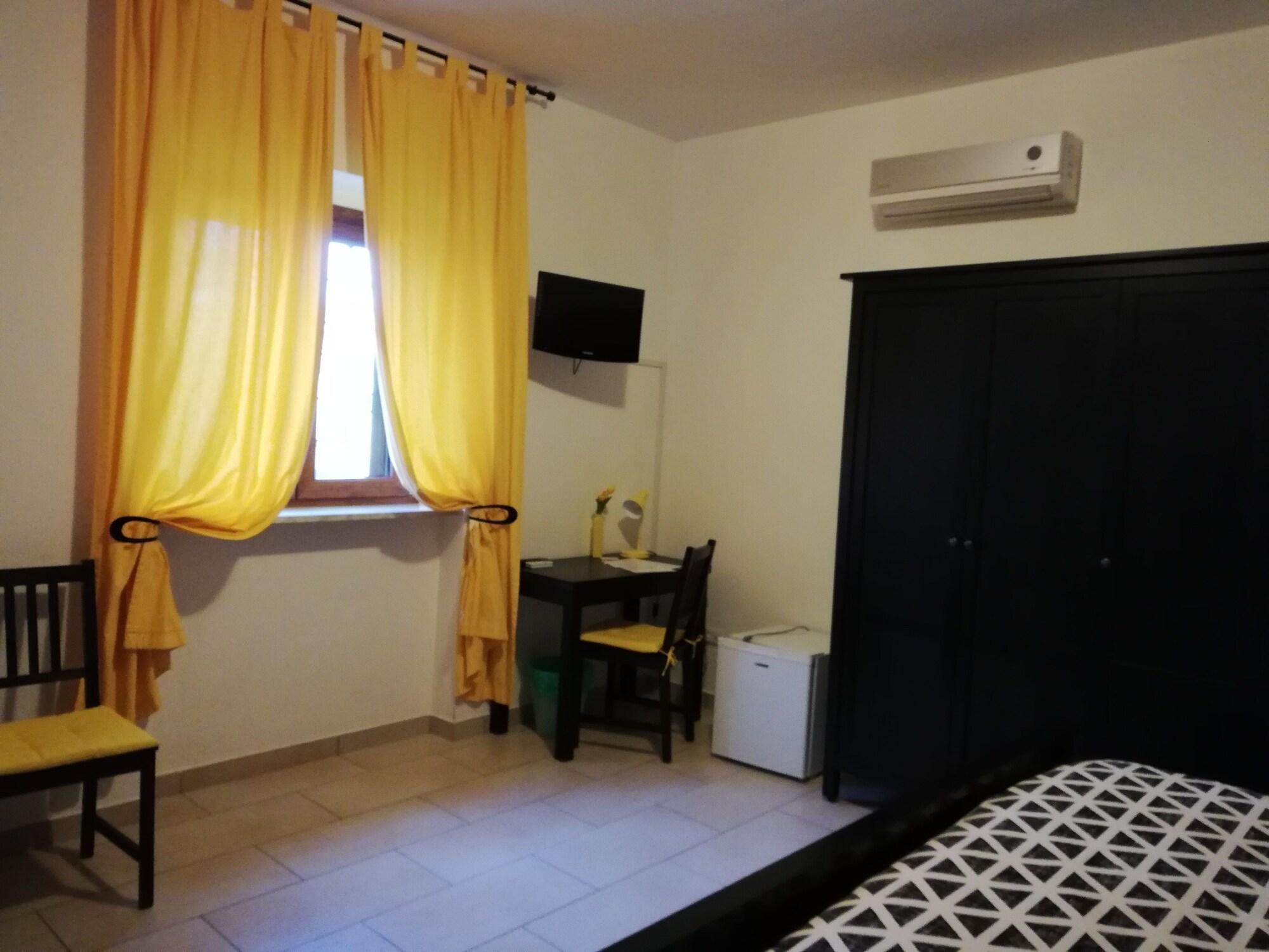 Set de Habitación The Yellow House