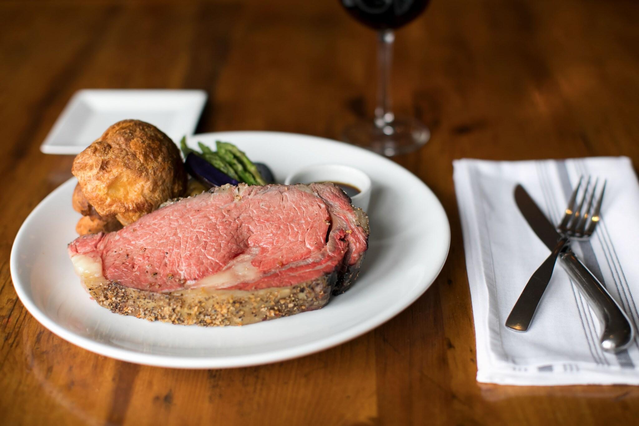 Vista Exterior The Century House Latham - North Albany, an Ascend Collection Hotel