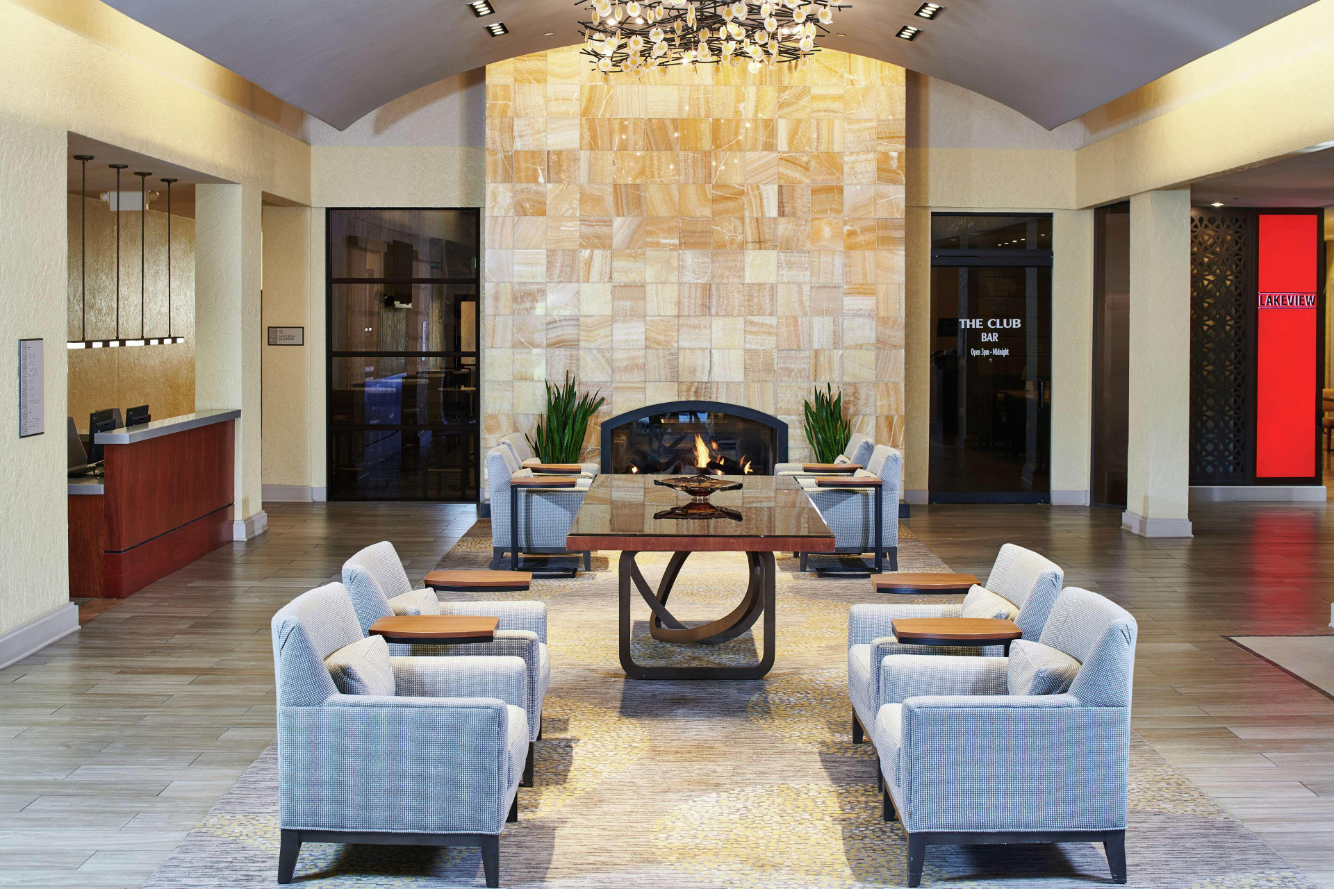Vista Lobby DoubleTree by Hilton Hotel Salt Lake City Airport