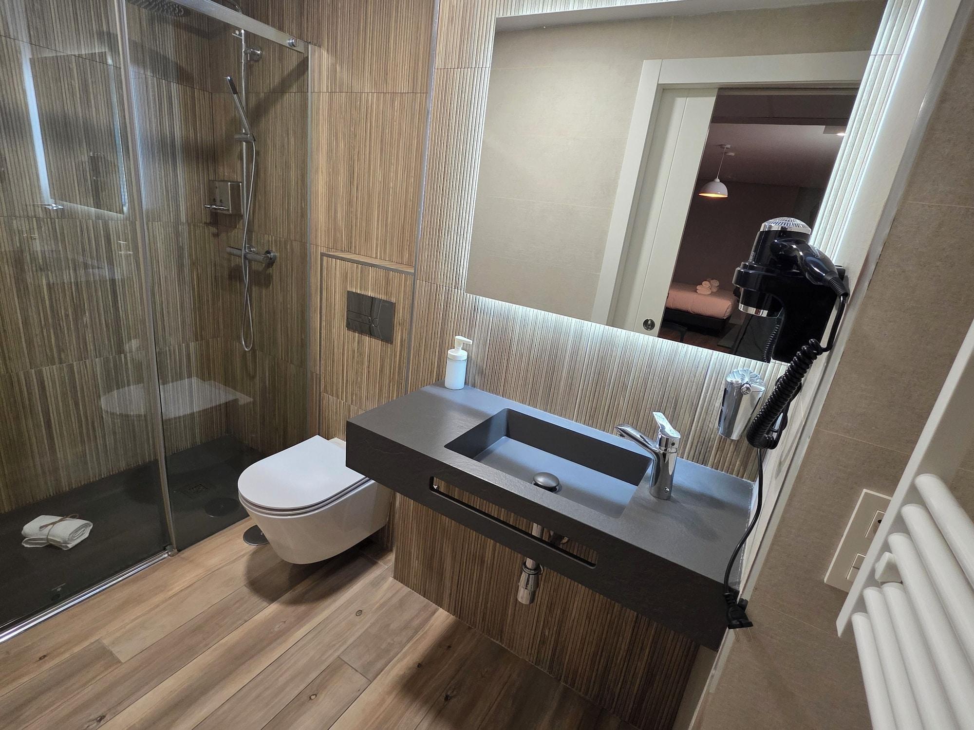 Equipamiento de Habitación ARANDA FLEX LIVING