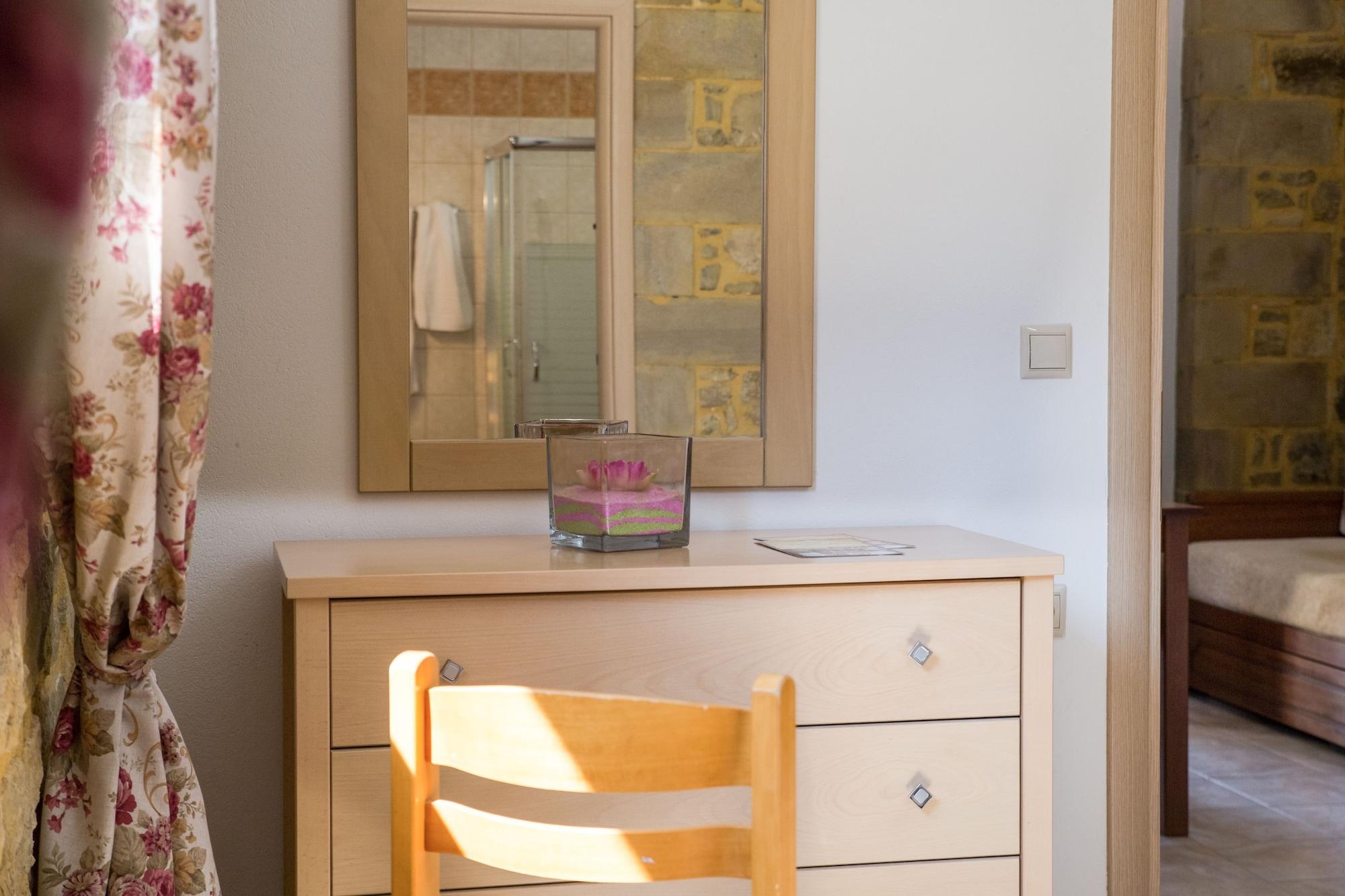 Set de Habitación Agarathos Traditional Rooms