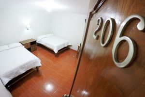 Alojamiento - Hotel Valencia